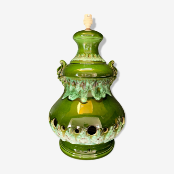 Green ceramic lamp