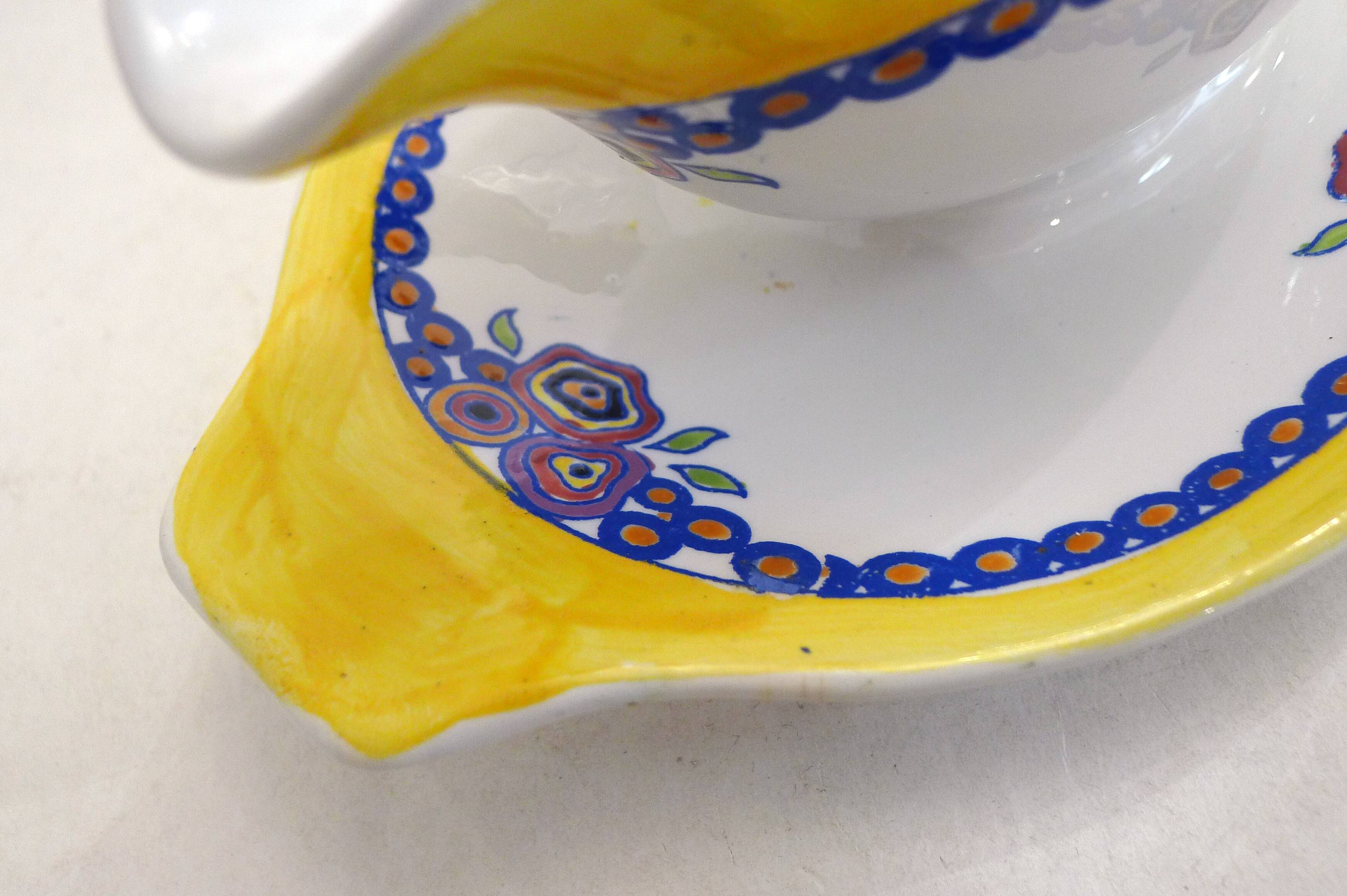 Saucière Art Déco, décor stylisé coloré, faïence Boch la Louvière