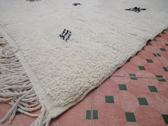 Beni Ouarin carpet 307 x 191 cm