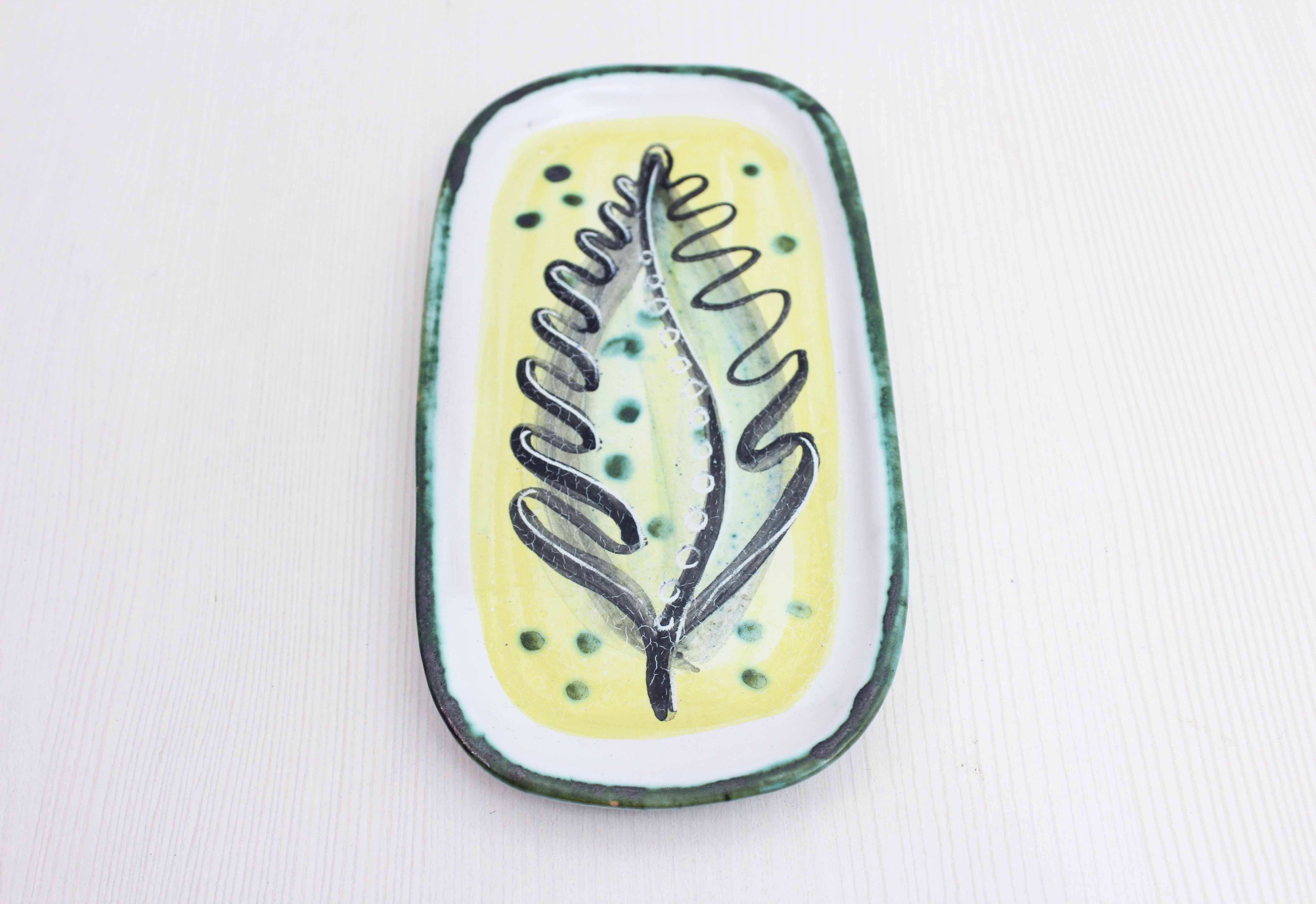 Ceramic pocket ouvide cup 1960