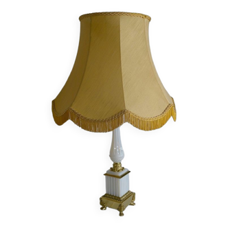 Lampe en opaline et bronze, style Louis XVI 1950