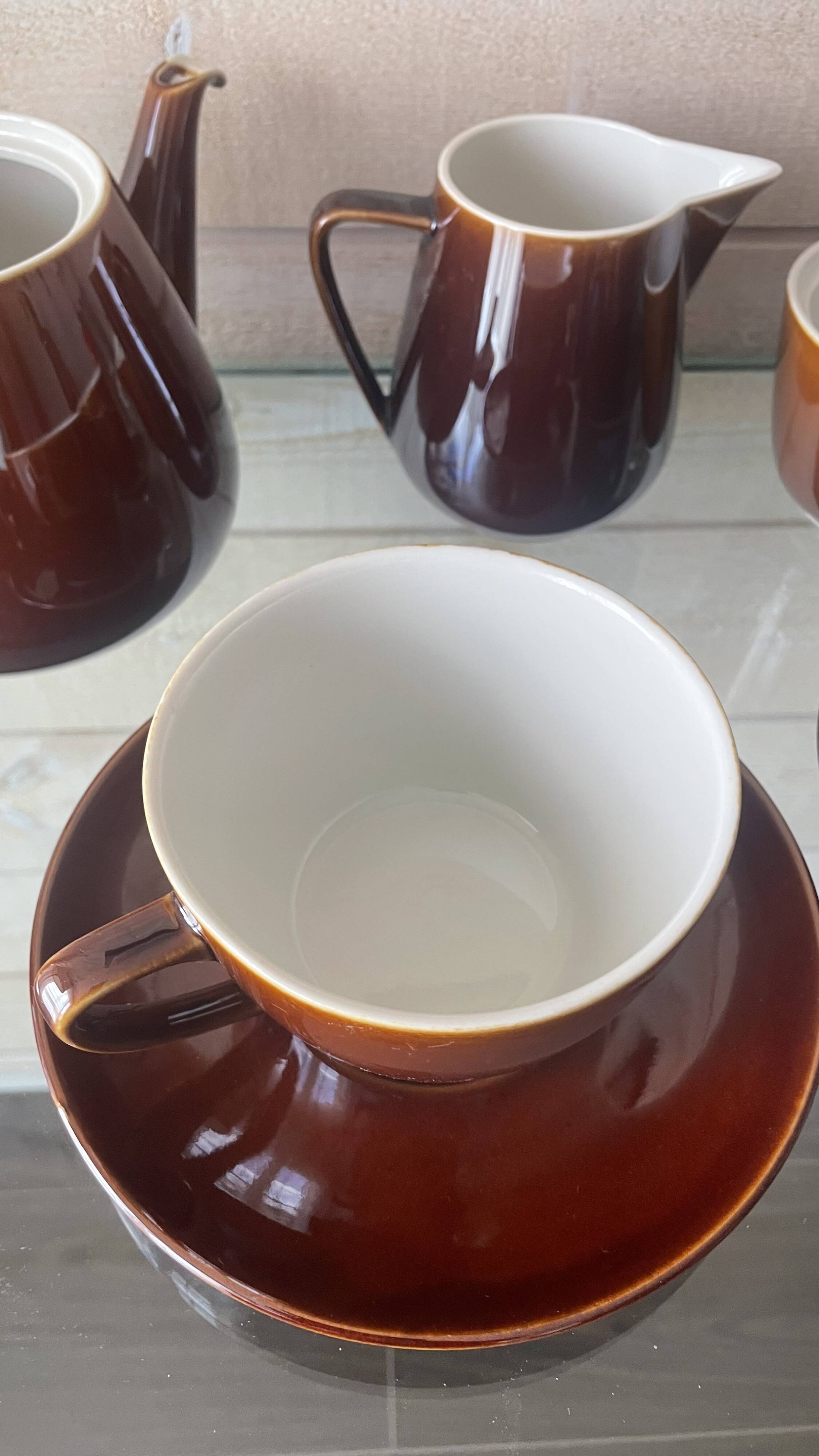 Villeroy and Boch tea service