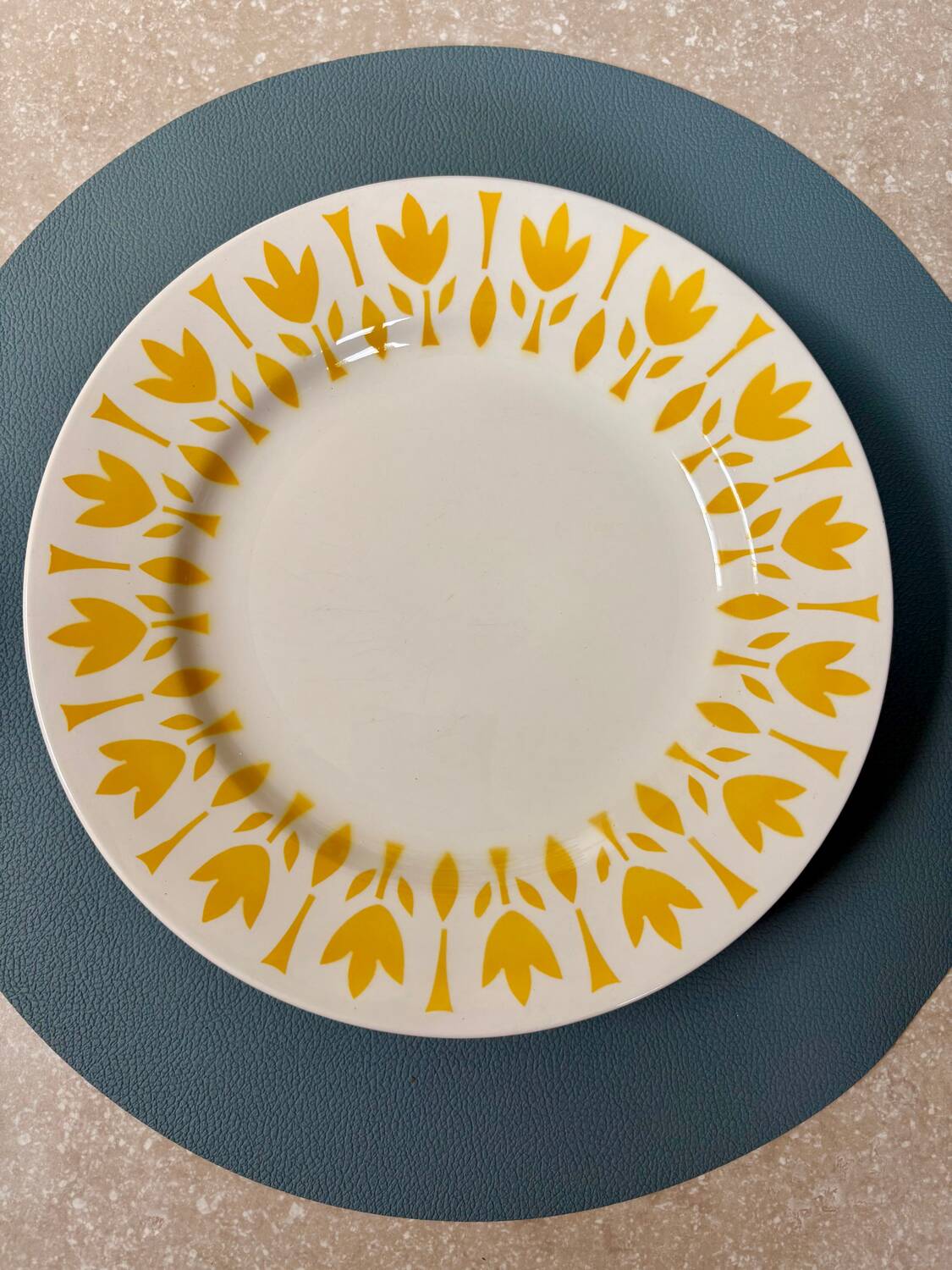Set of 6 flat plates Lys - Digoin Sarreguemines