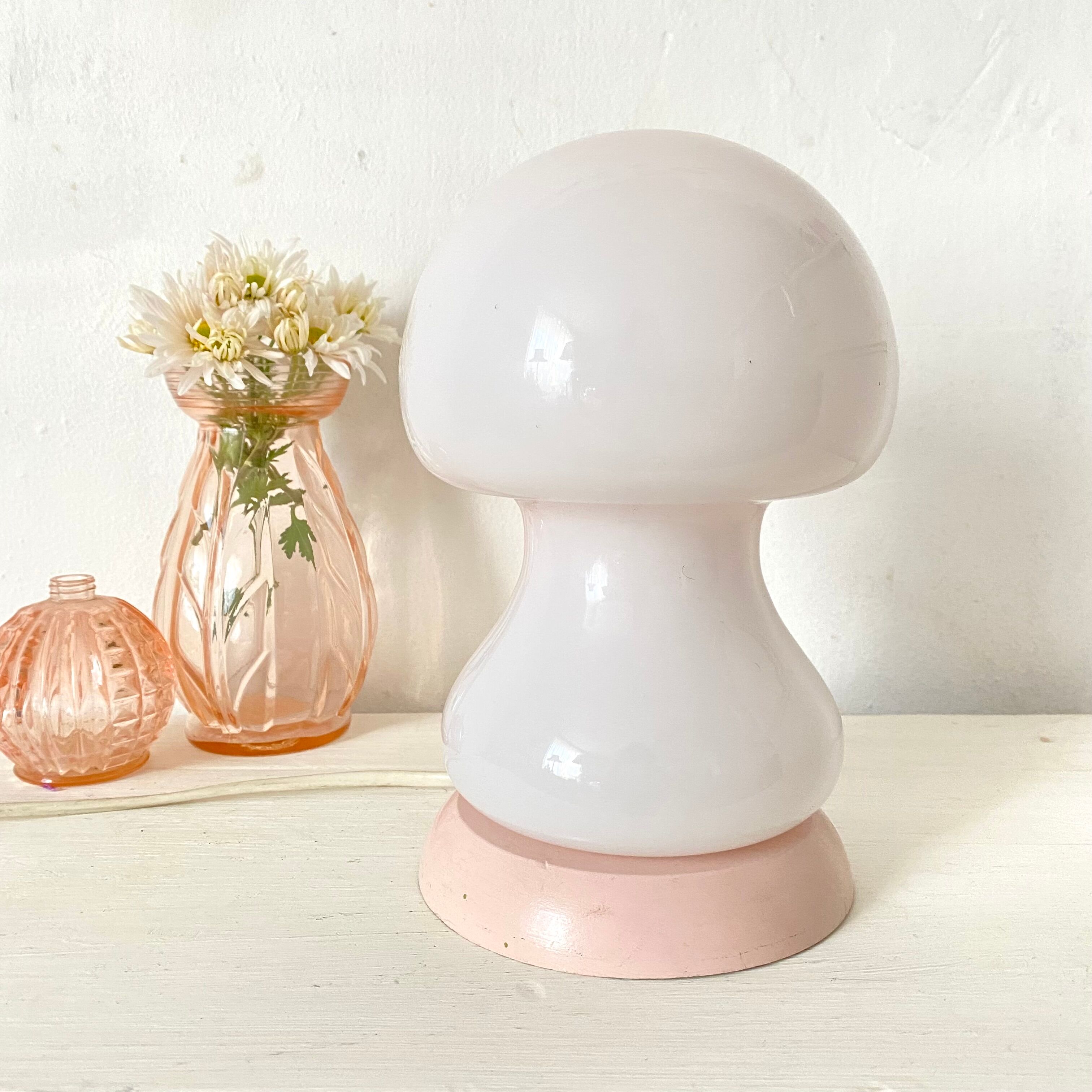 Vintage pink mushroom lamp