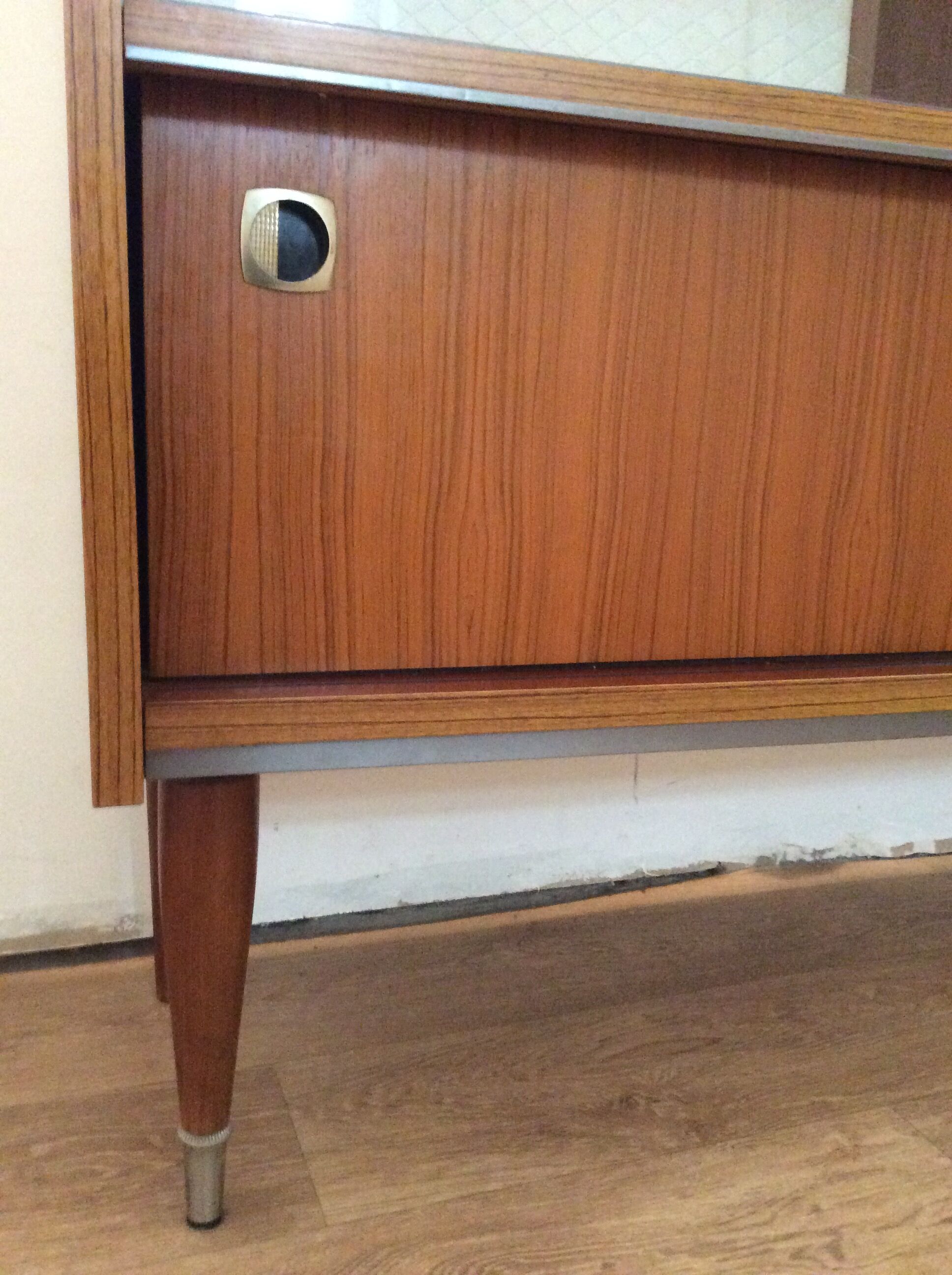 Meuble bar vintage des années 70