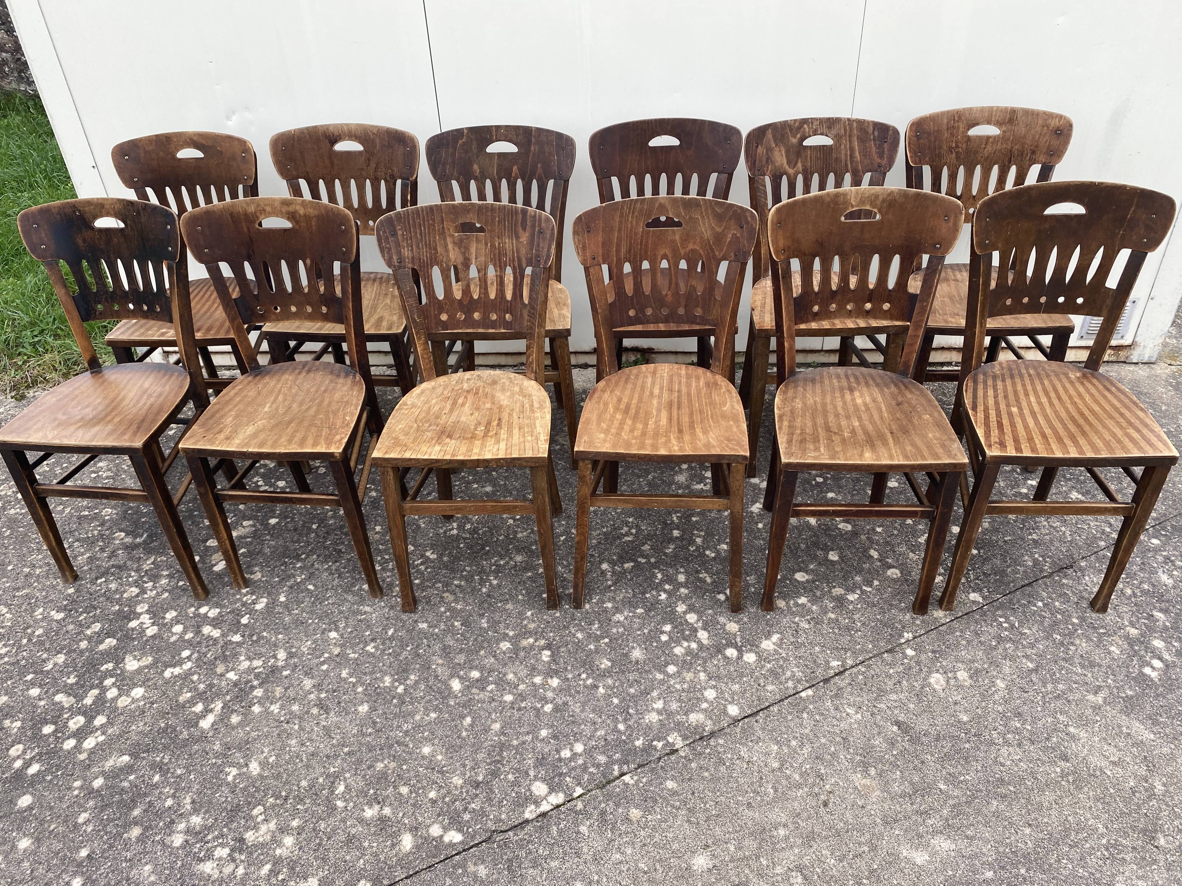 Set de 12 chaises bistrot luterma 1920