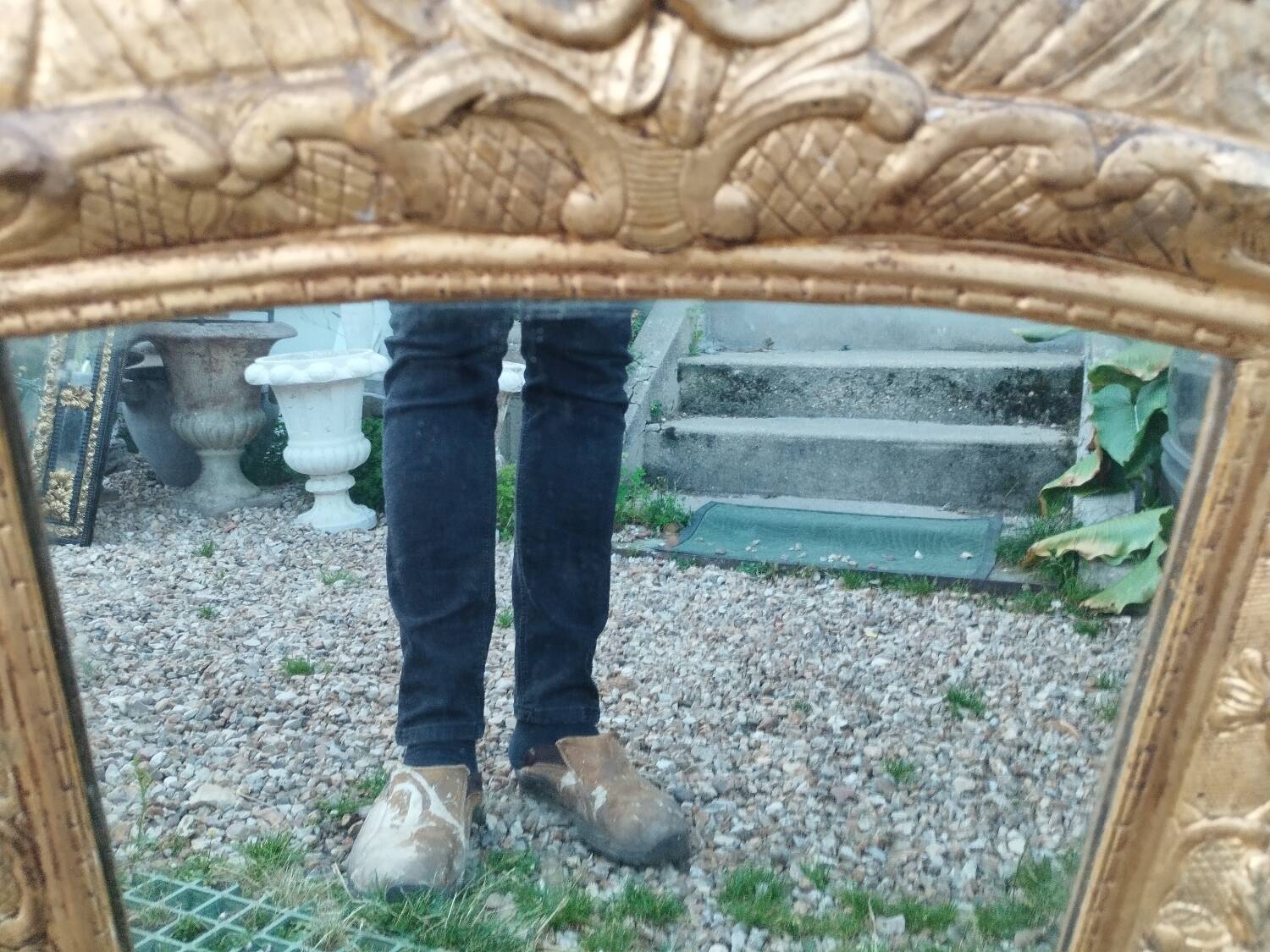 Antique Louis XVI style gilded wood mirror