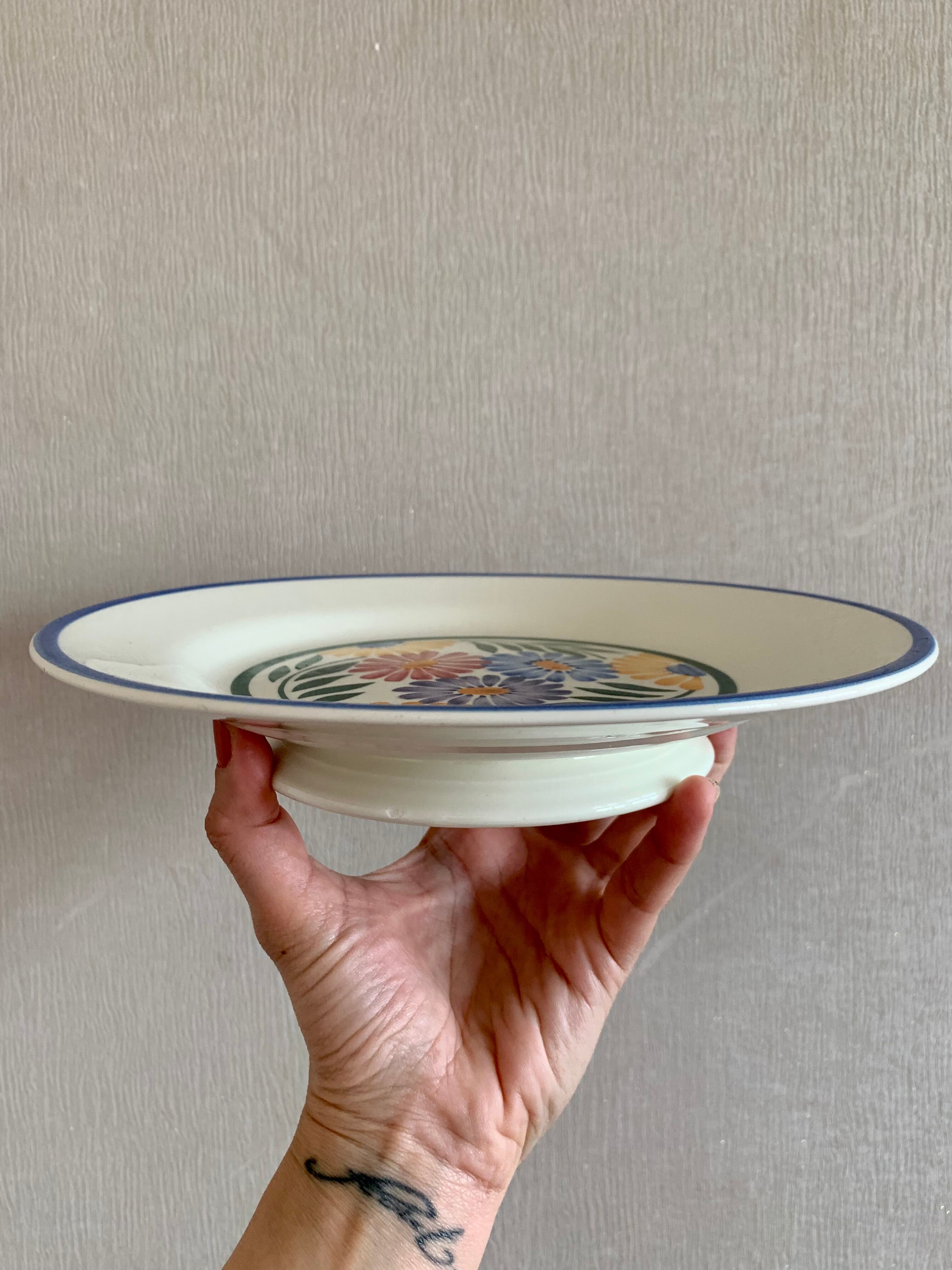 Josetti earthenware service with colorful flowers 1930