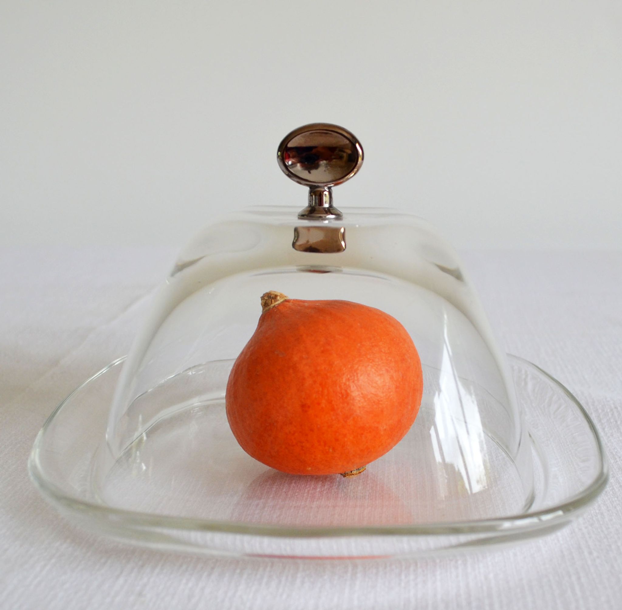 Bell and contemporary glass plate