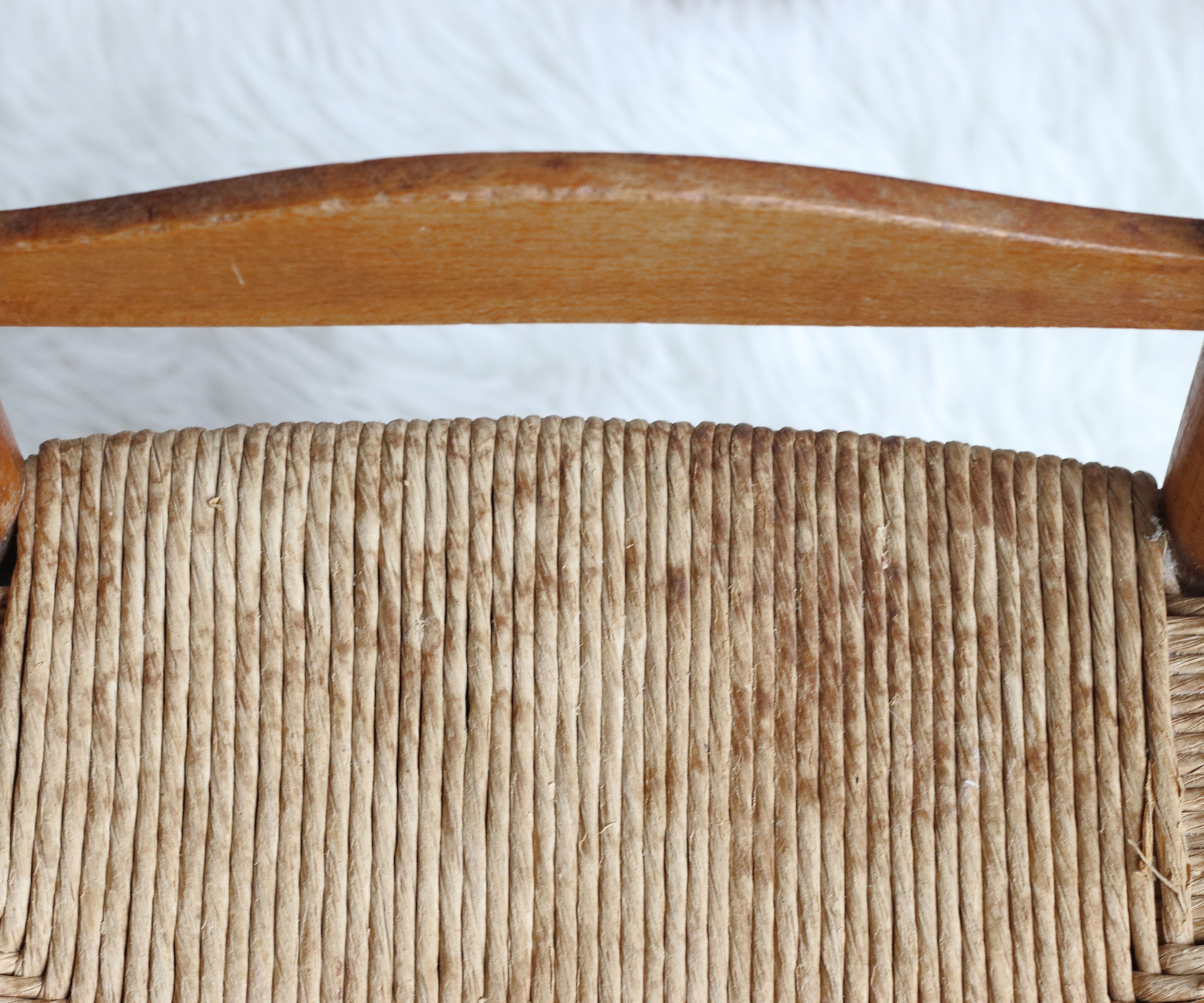 Set of six 1950s chairs in solid wood and straw