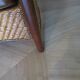 Fauteuil Style Colonial-Rotin tressé-Vintage-coussin simili cuir