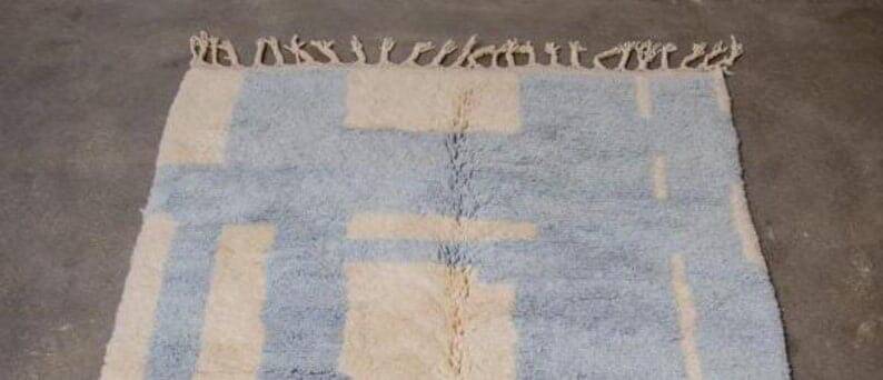 Handmade traditional natural wool rug Size 150 x 250 cm