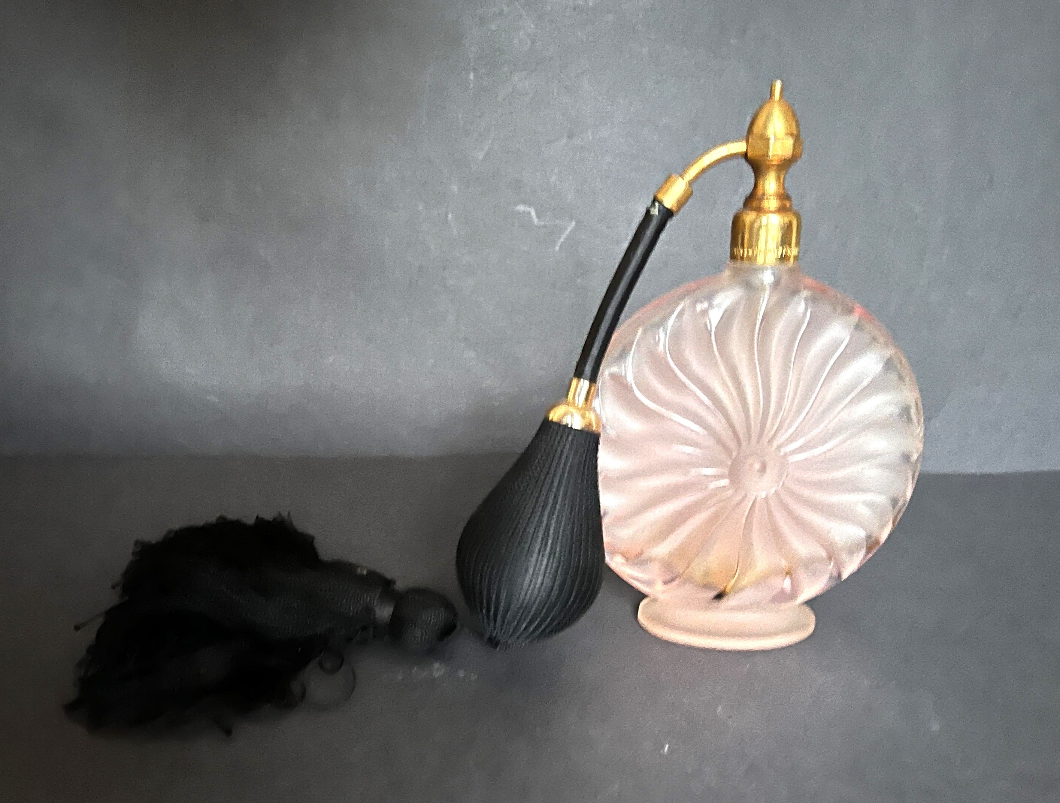 Perfume vaporizer