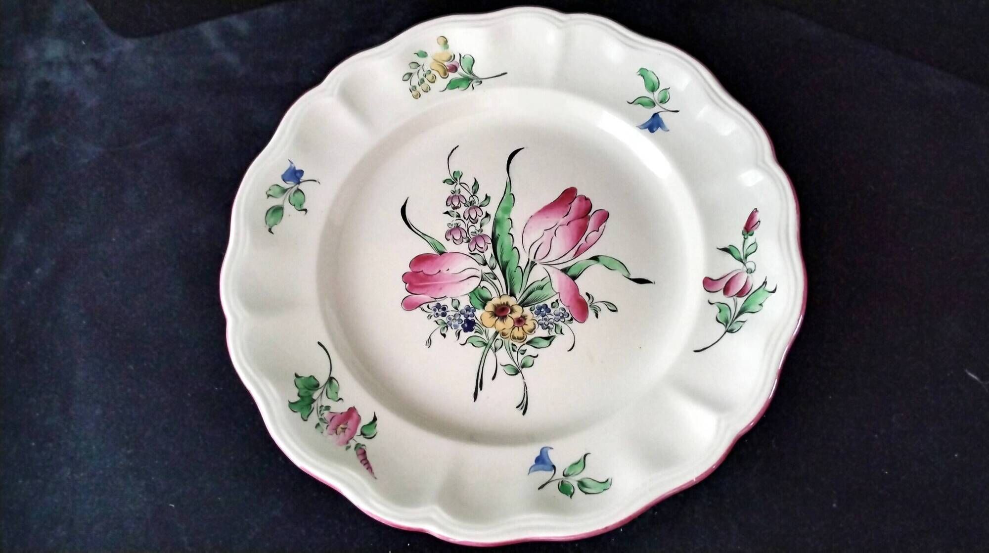 Compote dish, footed bowl in half porcelain from Lunéville KG.