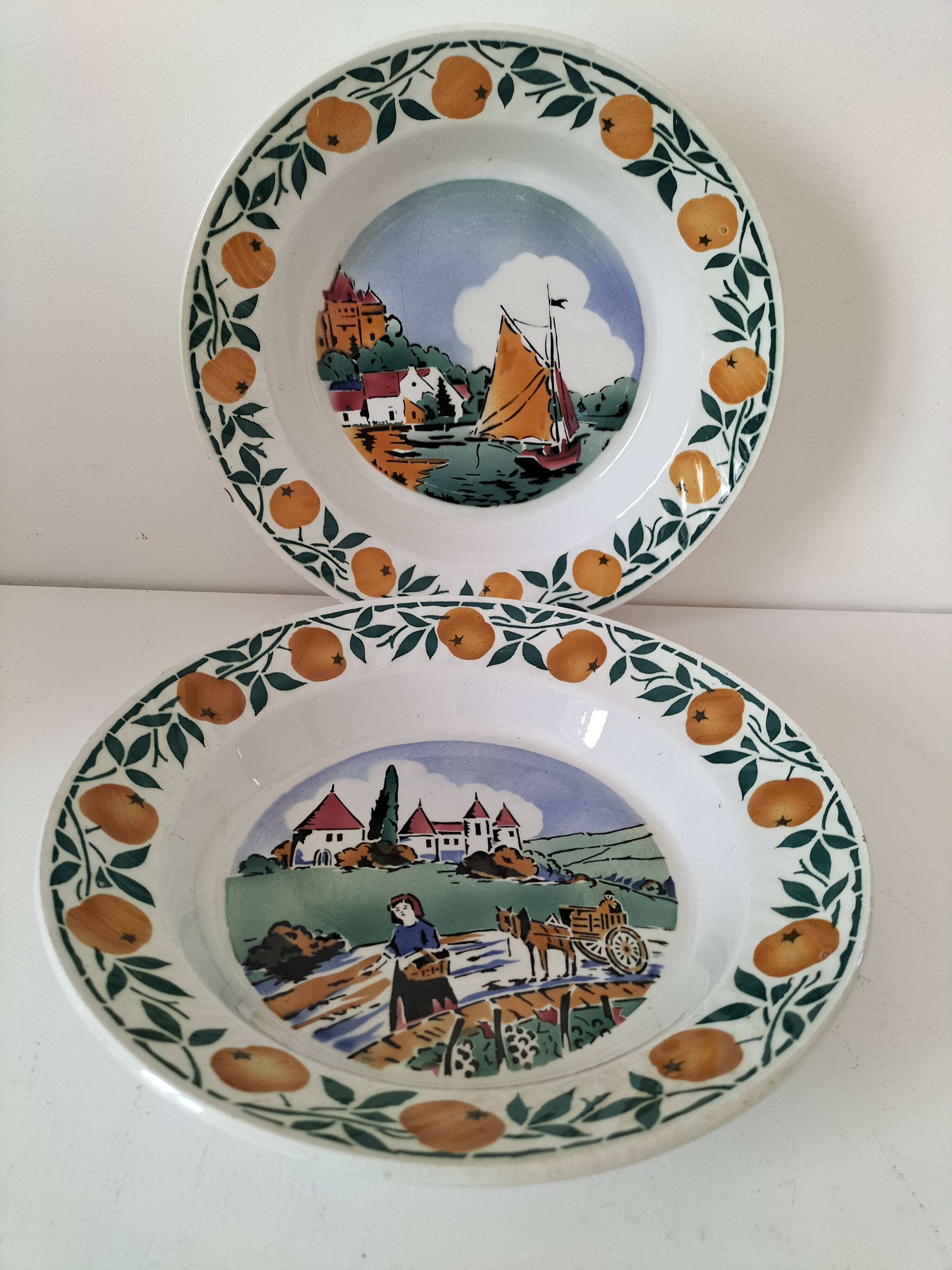 Pair of Saint Amandinoise deep dishes from the 50s