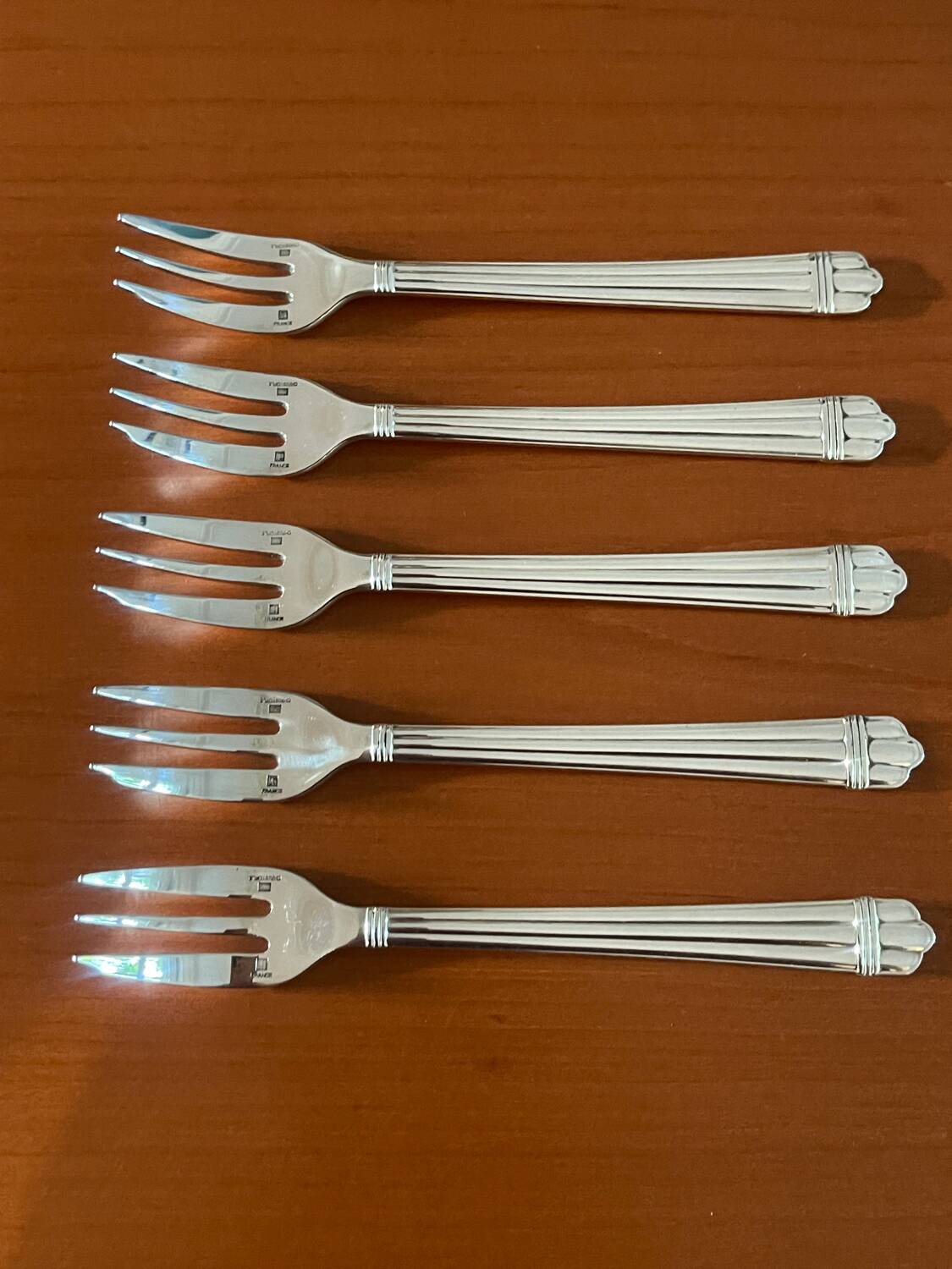 Christofle aria 5 cake forks, dessert very good condition