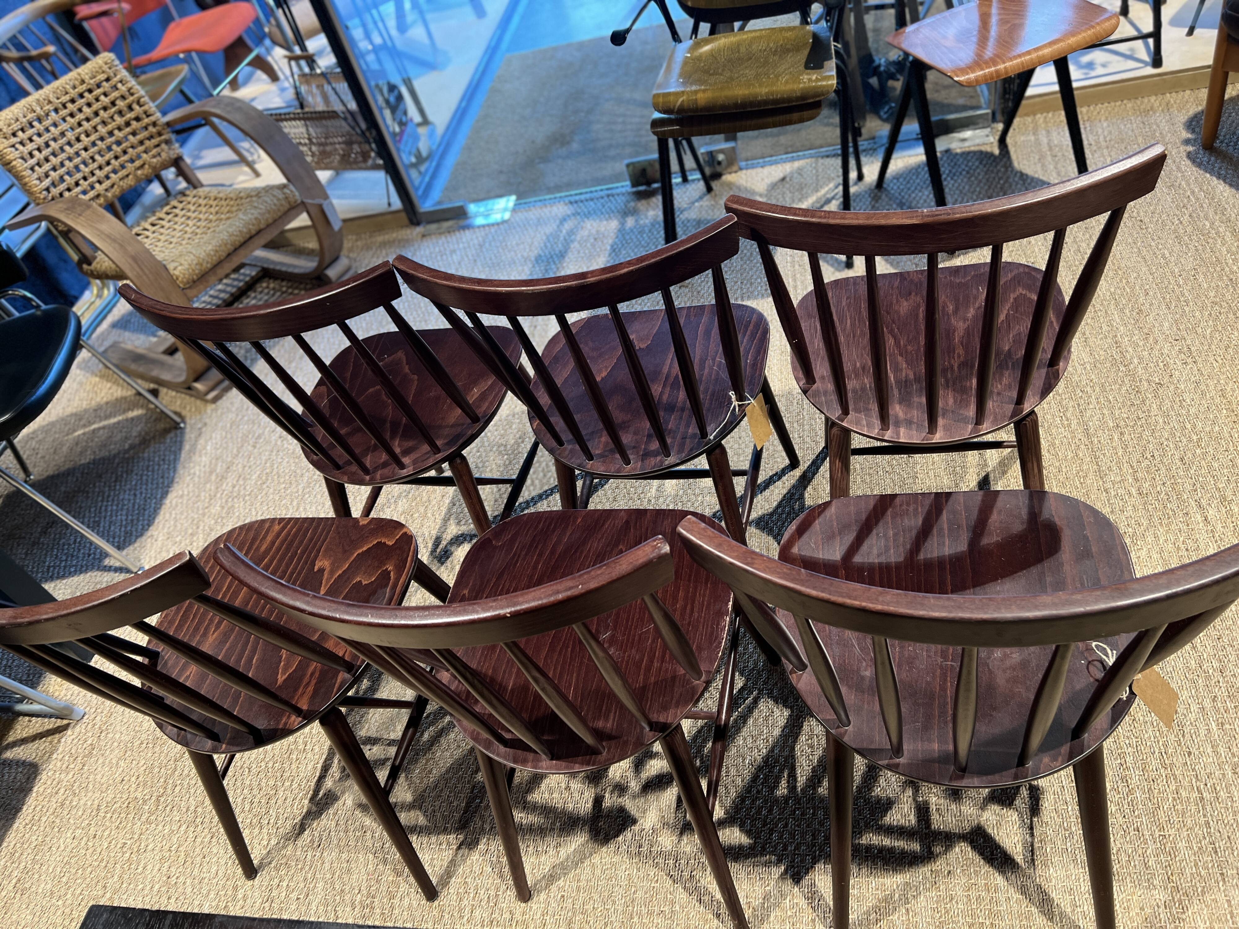 Set of 6 chairs in dark wood