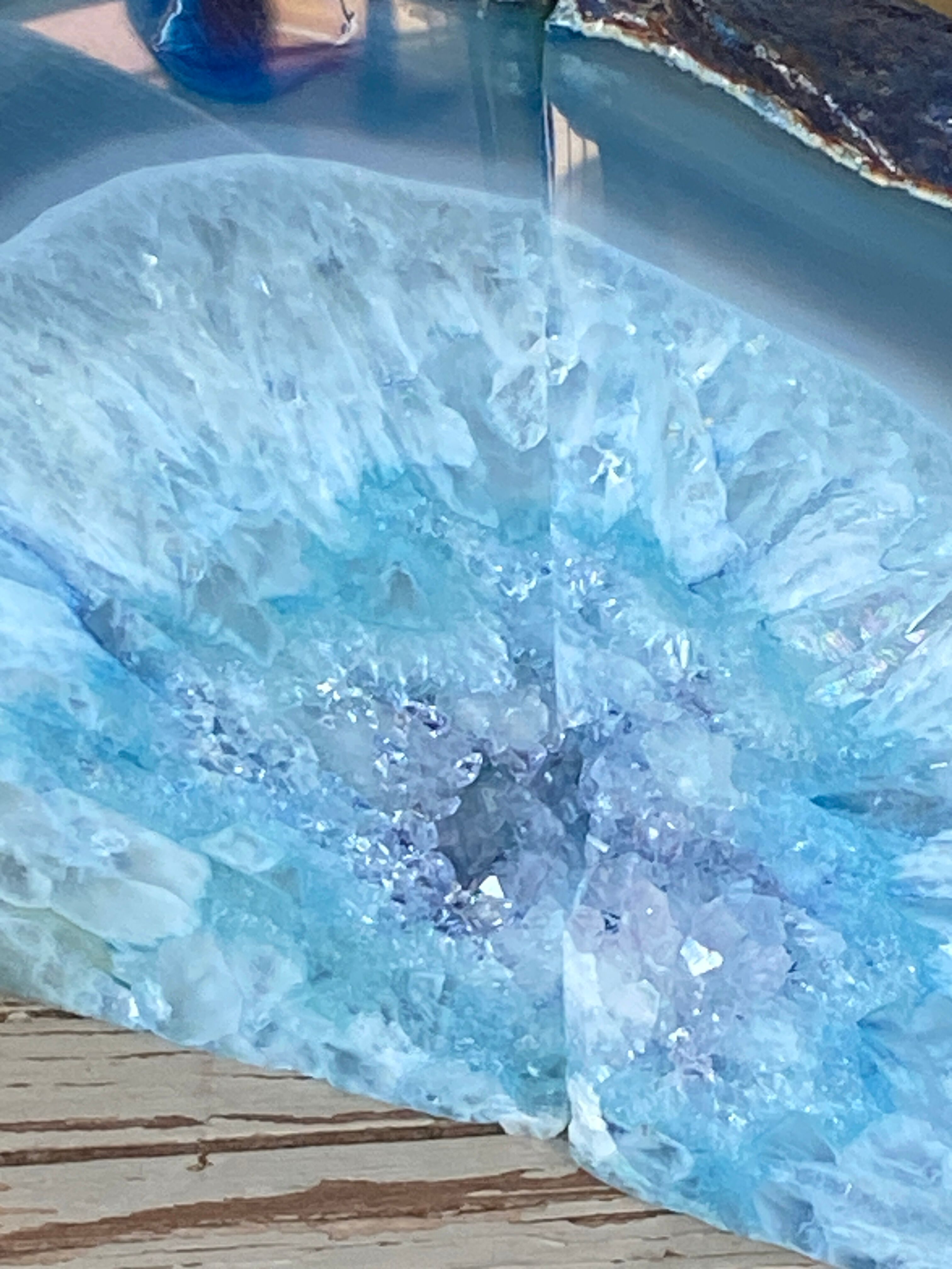 Serre-livre, géode, agate bleue
