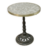 Bistro table with marble top and brass rim
