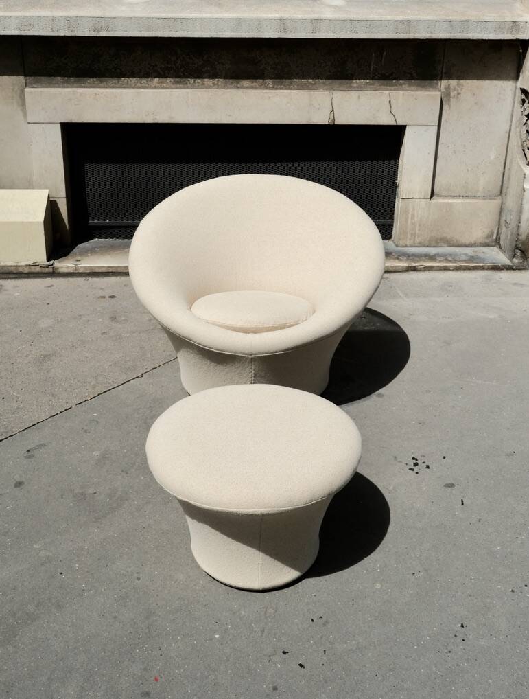Mushroom armchair and ottoman, Pierre Paulin for Artifort, 1960s