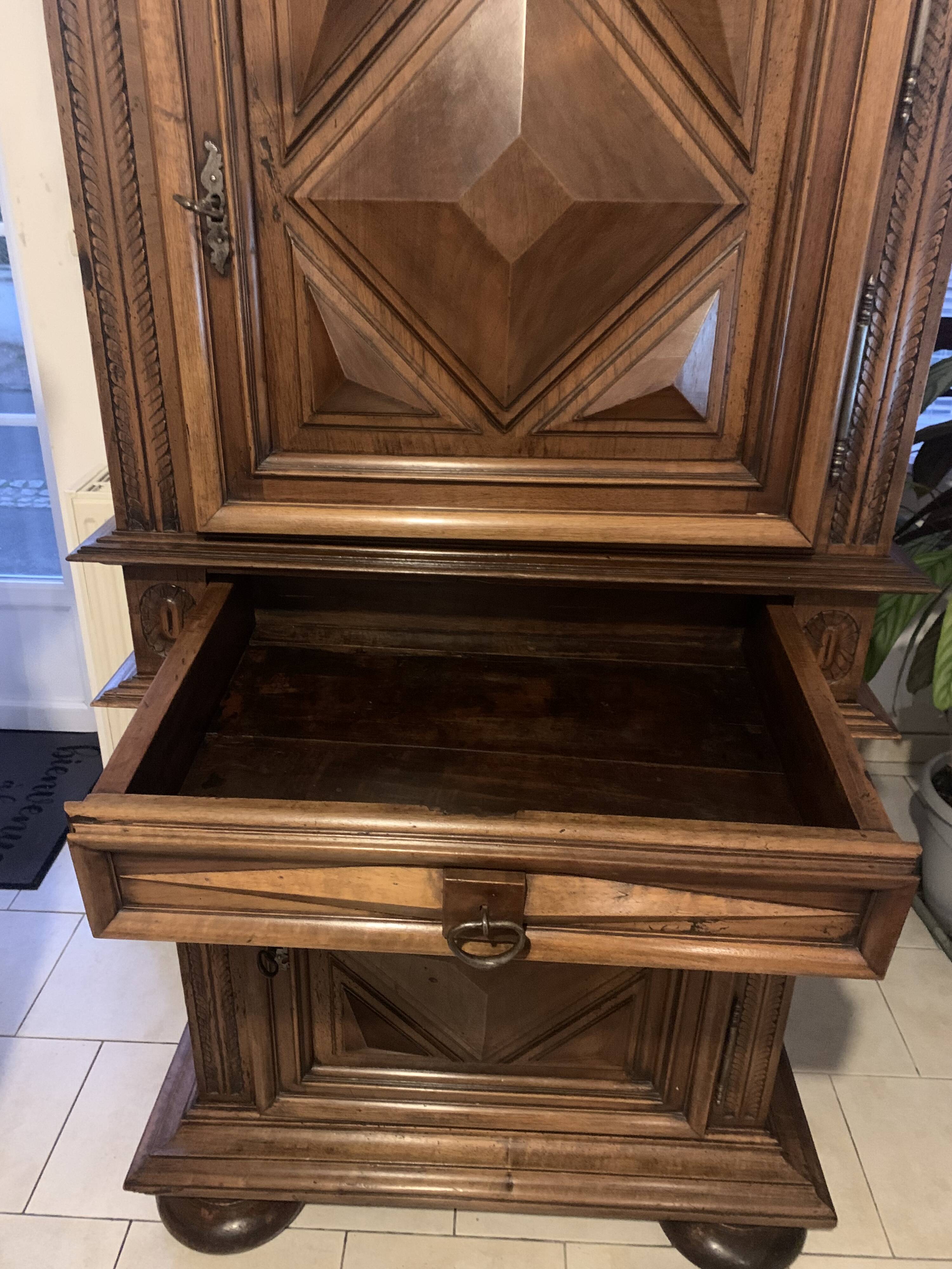 Cabinet louis xiii
