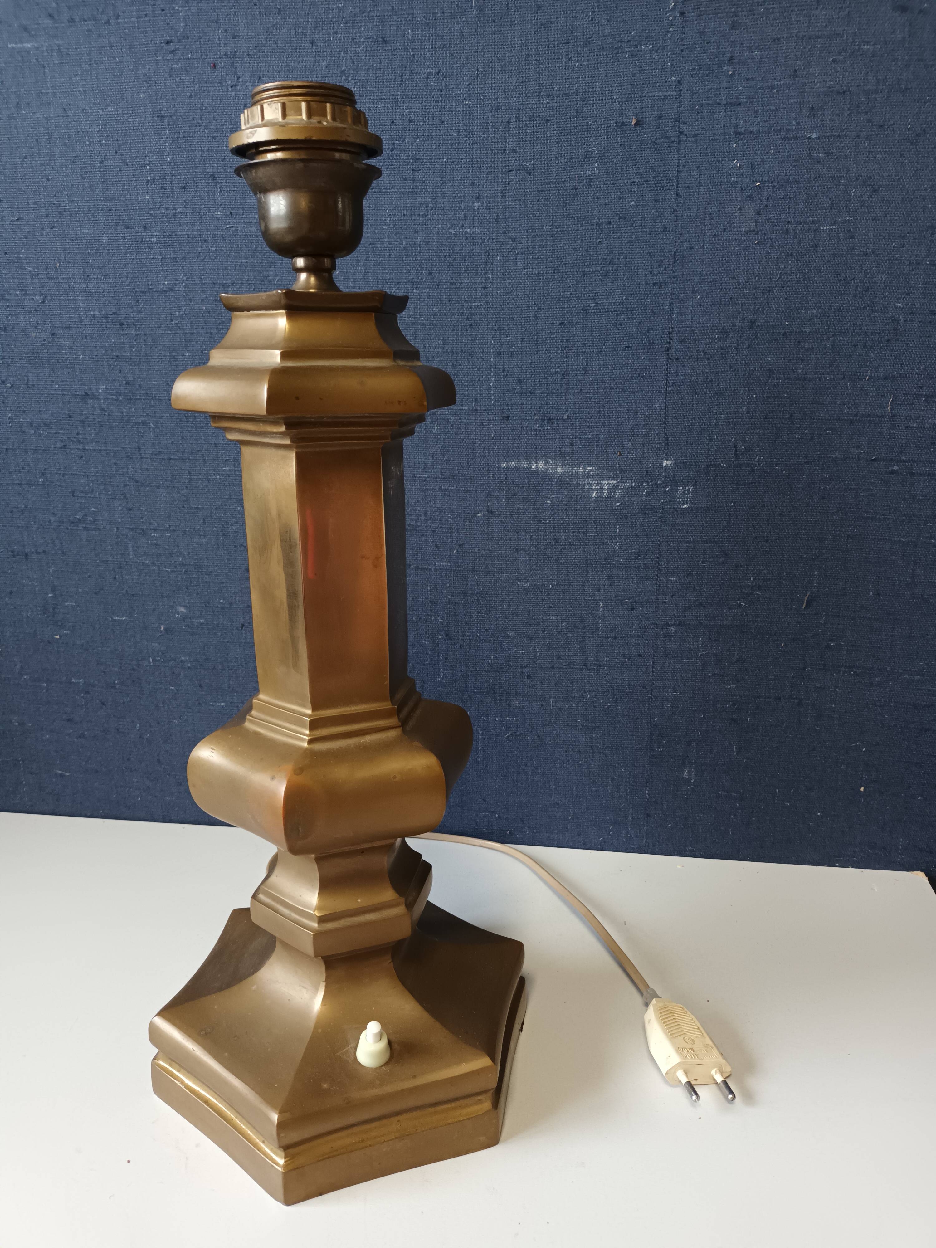 Brass lamp foot