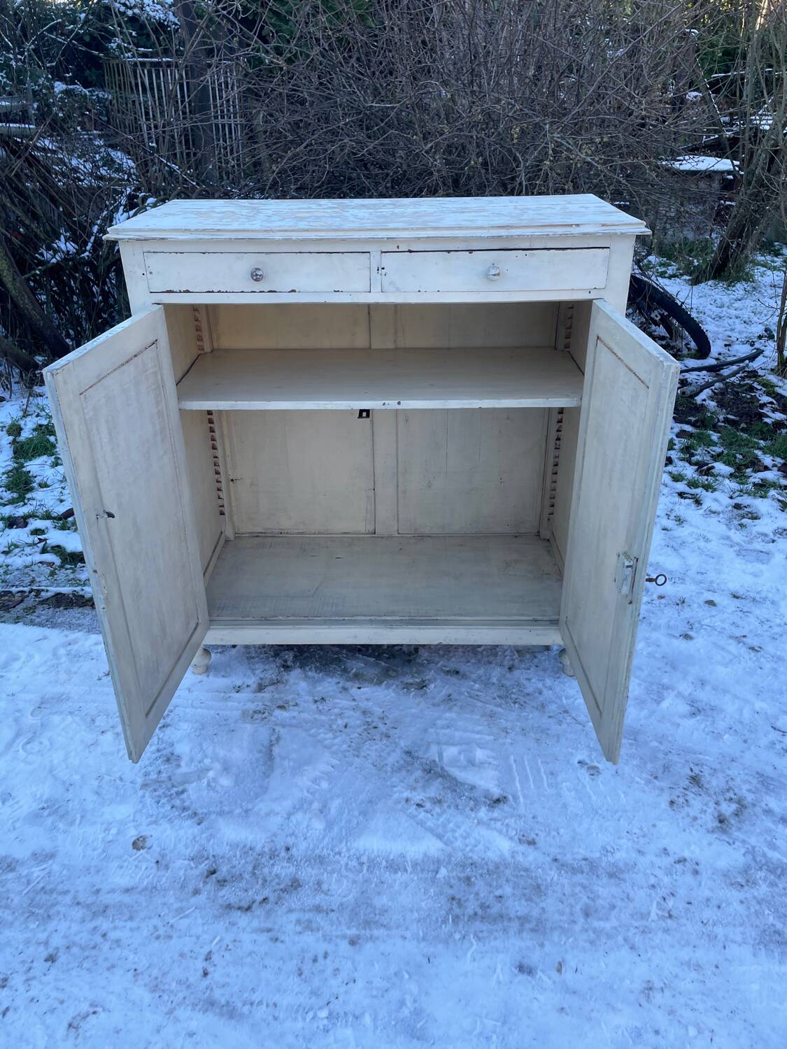 Grand Parisian buffet