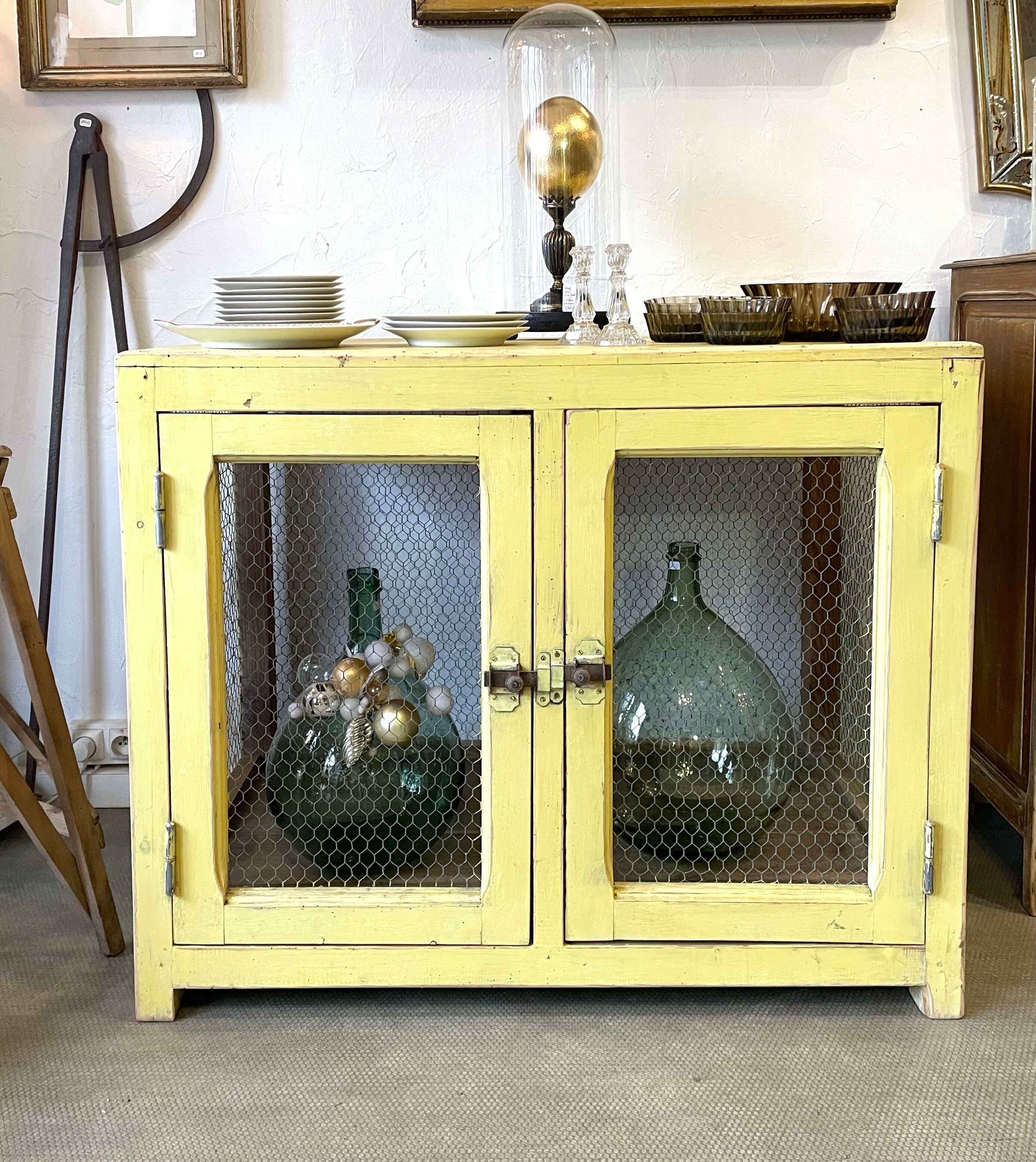 Pantry style furniture