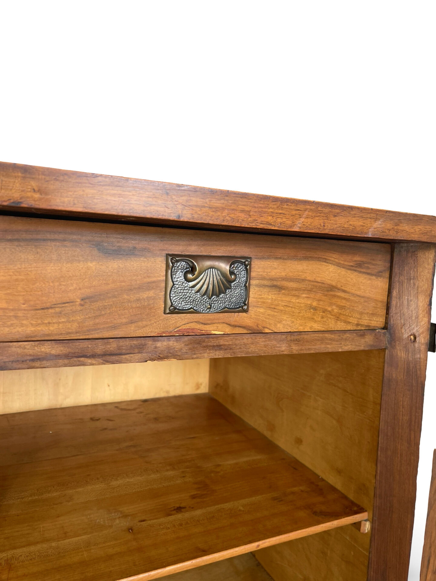 Buffet en noyer burr italien, années 1930.