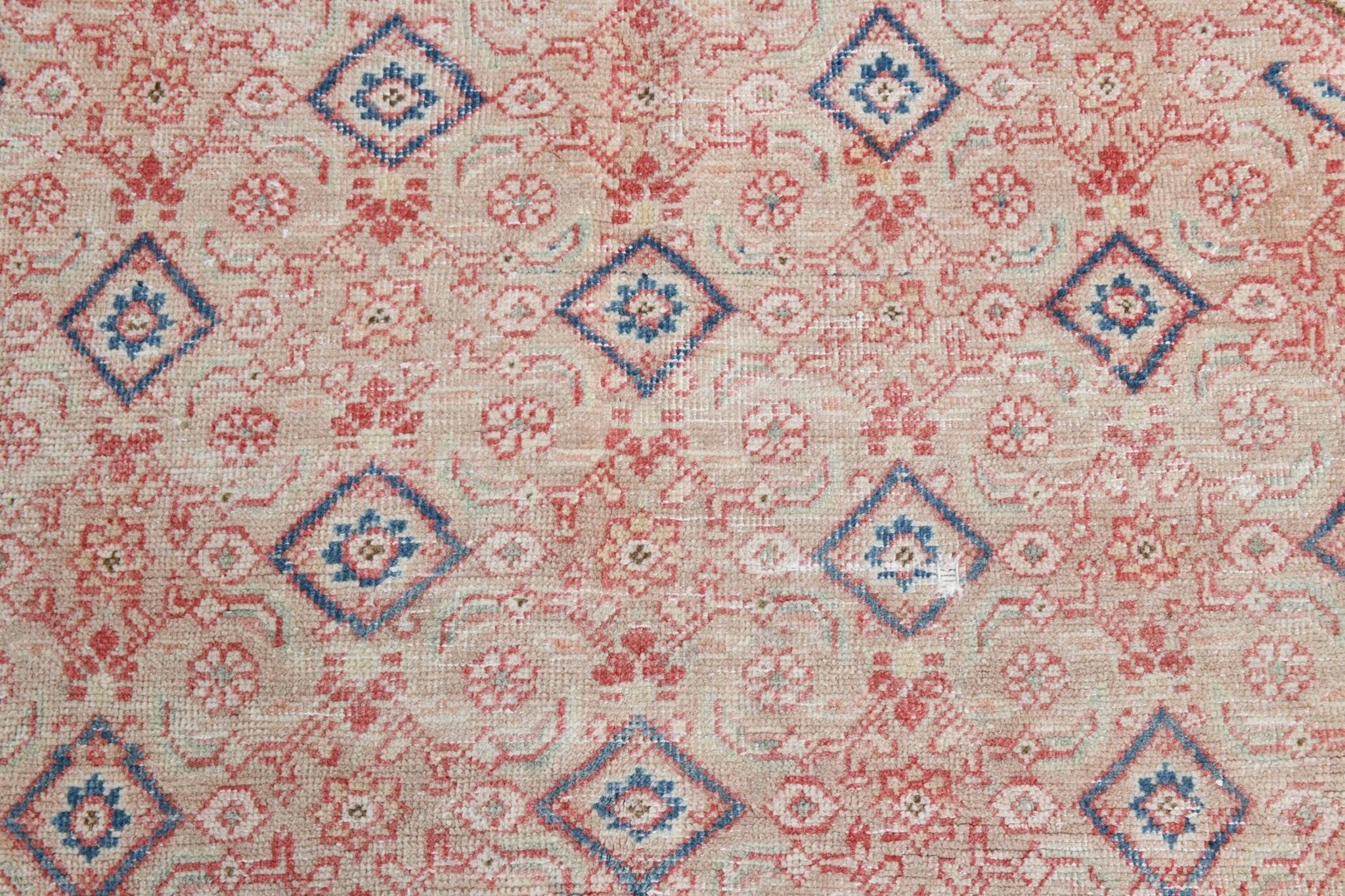 Tapis persan classique rose et bleu