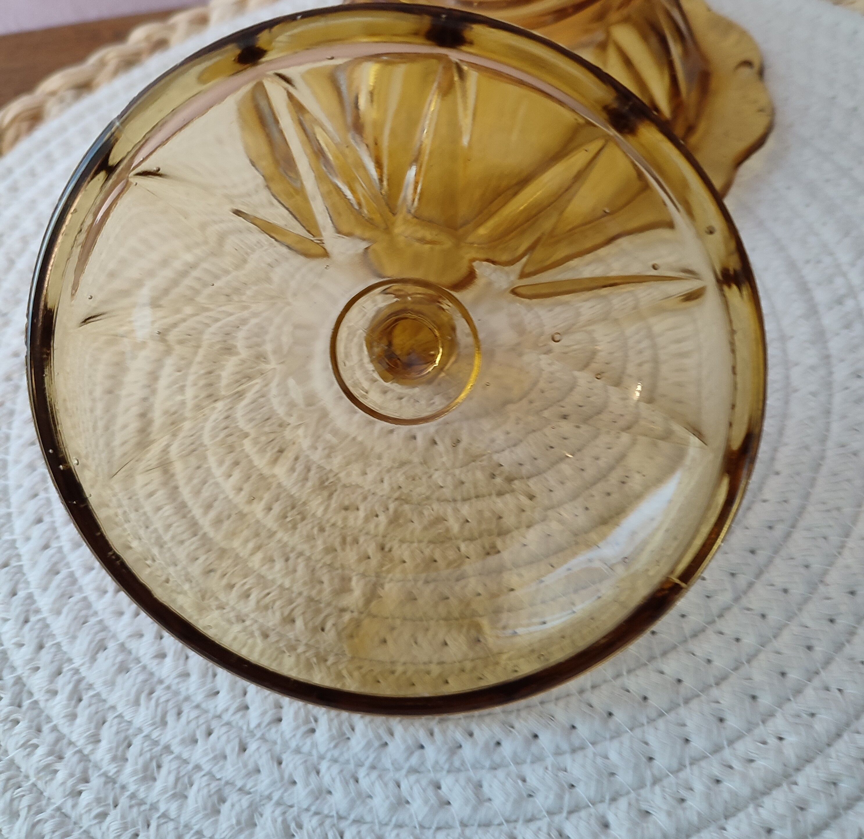 Sucrier en verre pressé Art deco