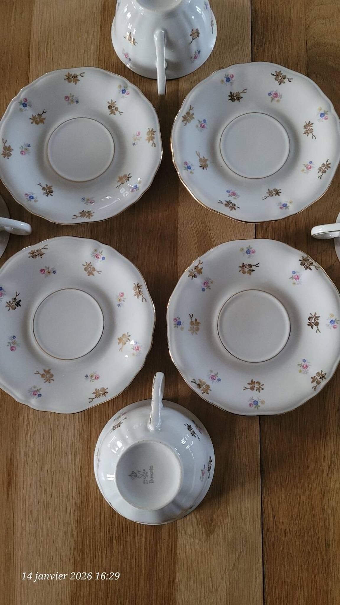 4 cups and saucers in porcelain from Bavaria
