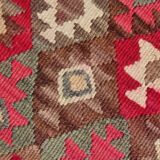 Tapis runner vintage kilim, tons rouges et beiges, motifs géométriques