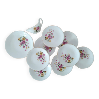 Set of 8 plates + salad bowl + saucière faience de gien floral model