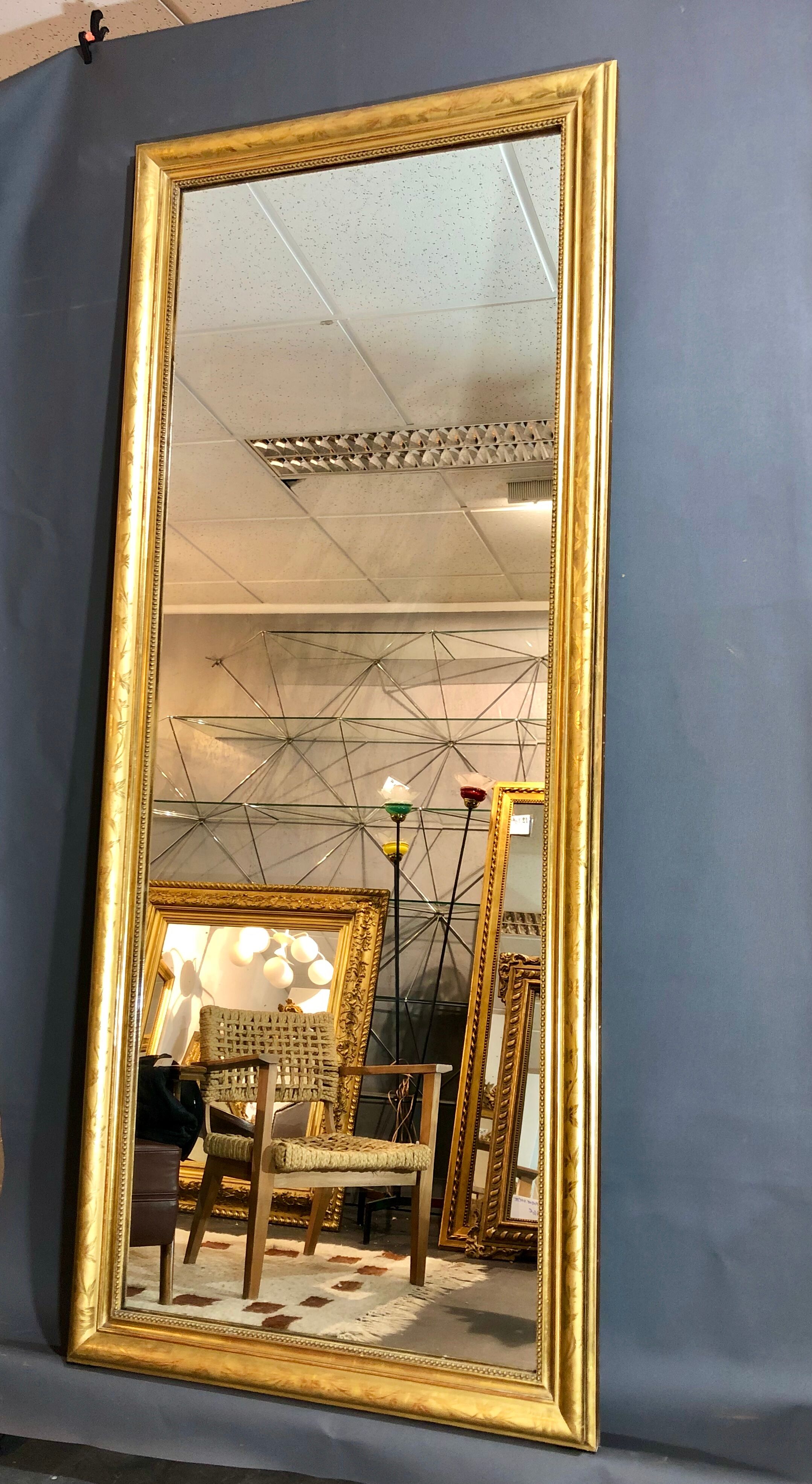 Miroir 190x80 d'époque Louis Philippe doré a la feuille d'or