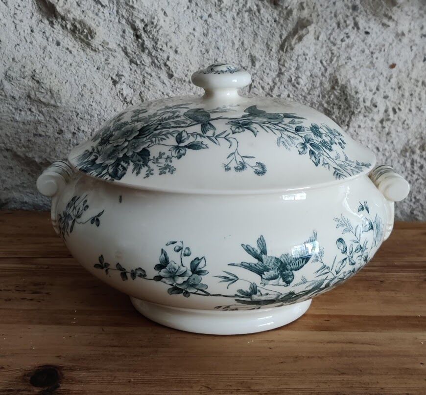 Longwy tureen