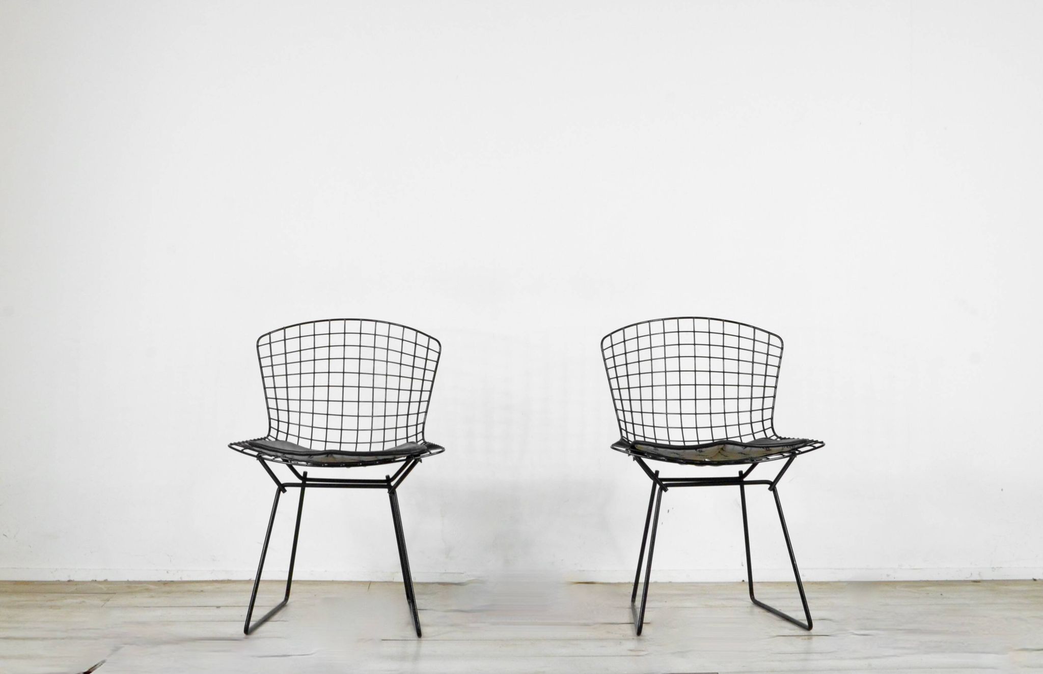 Pair Of Bertoia Chairs In Black Steel By Harry Bertoia, 1970s