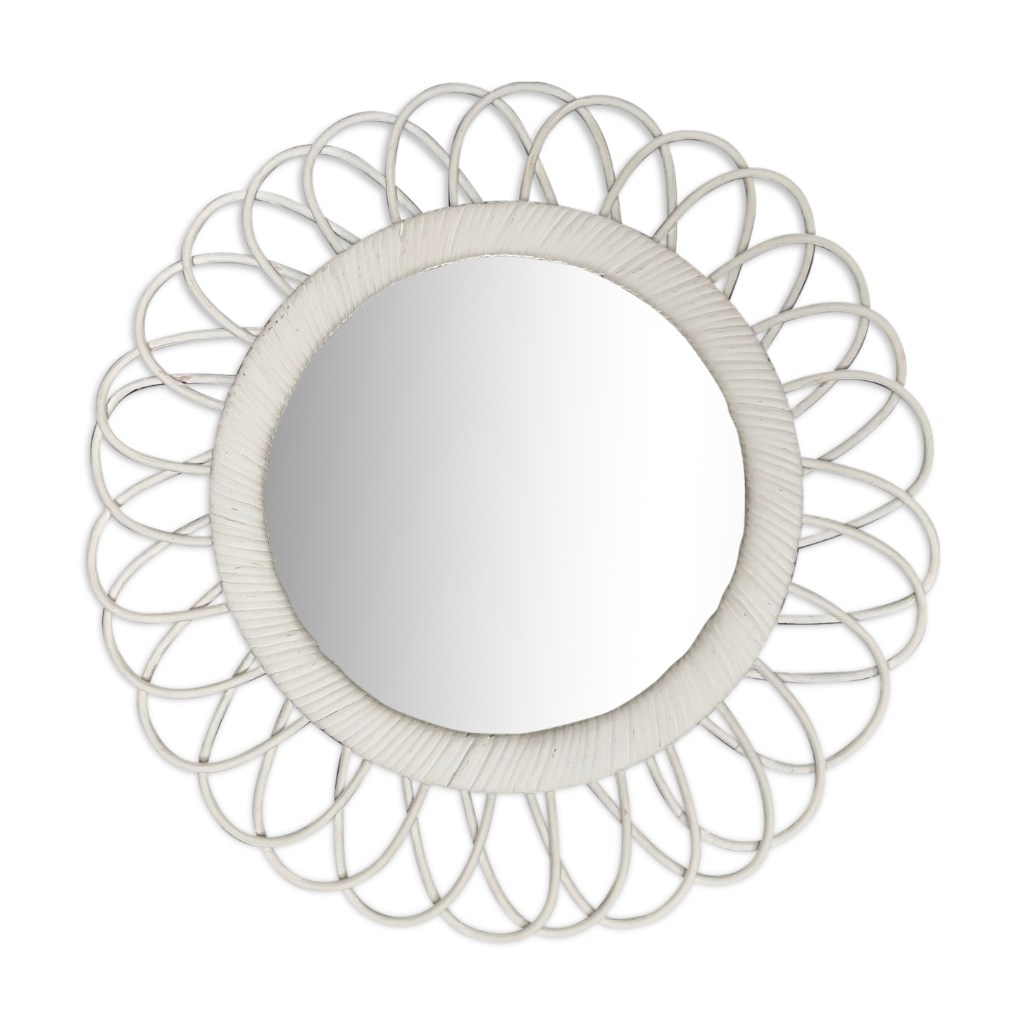 Rattan mirror 41 cm in diameter