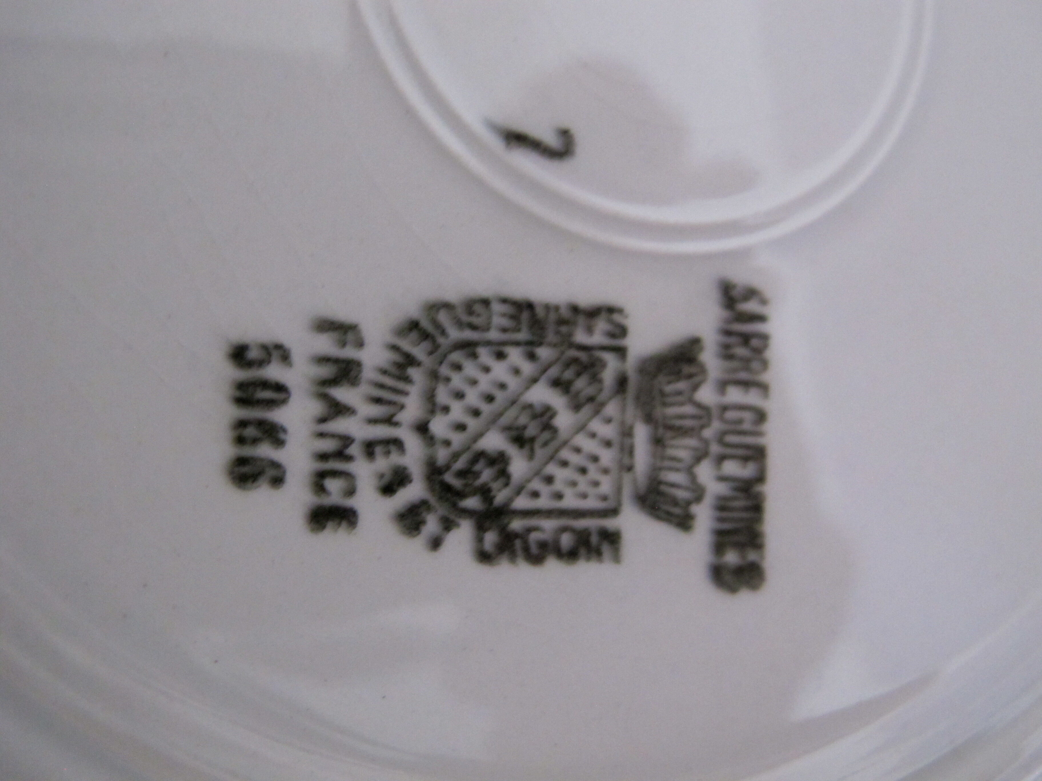 6 Digoin Sarreguemines plate of earthenware