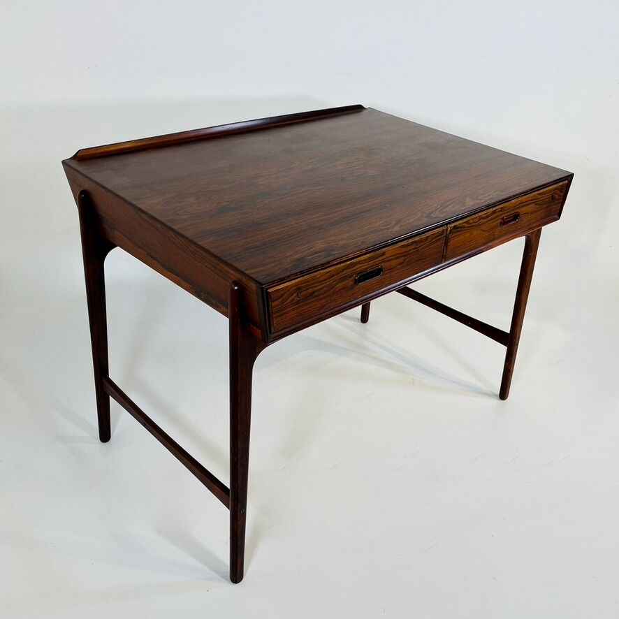 Bureau en bois de Svend Aage Madsen, Danemark années 1960s.