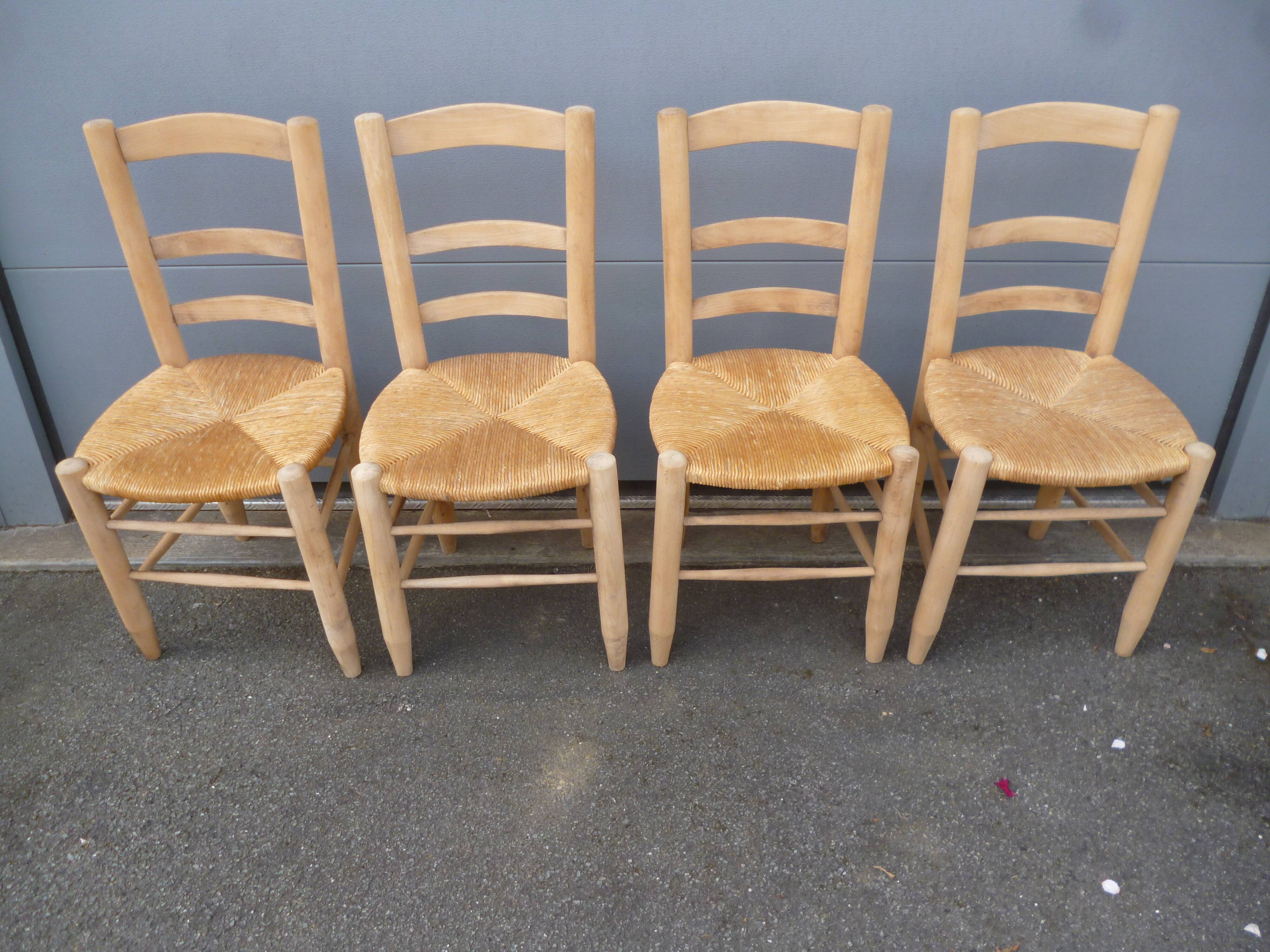 Suite of 4 mulched chairs