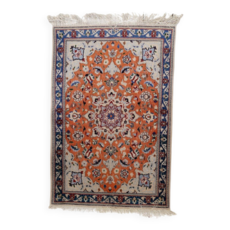 Vintage 1950s Persian Tabriz rug with silk highlights 84cm x 127cm