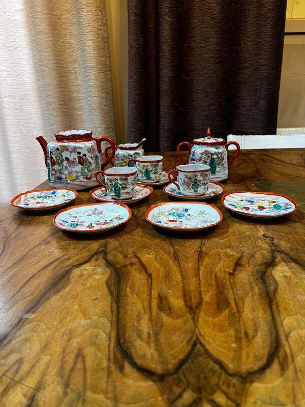 Service porcelaine japonaise