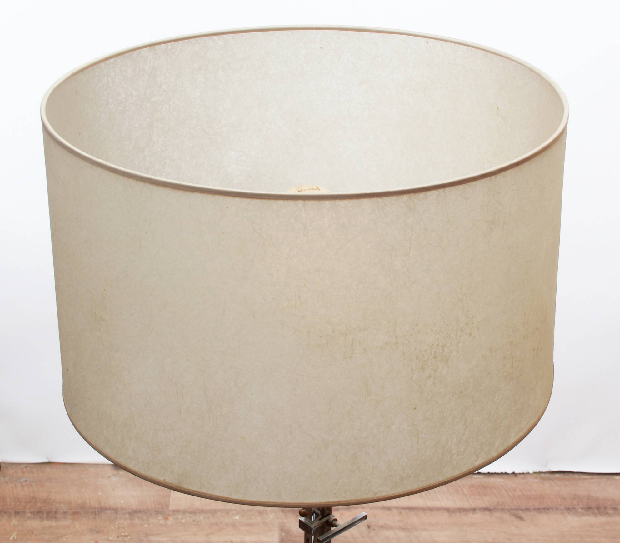 Minimalist floor lamp 1970s in chromed metal