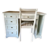 Children's desk with matching Bonnichon chair