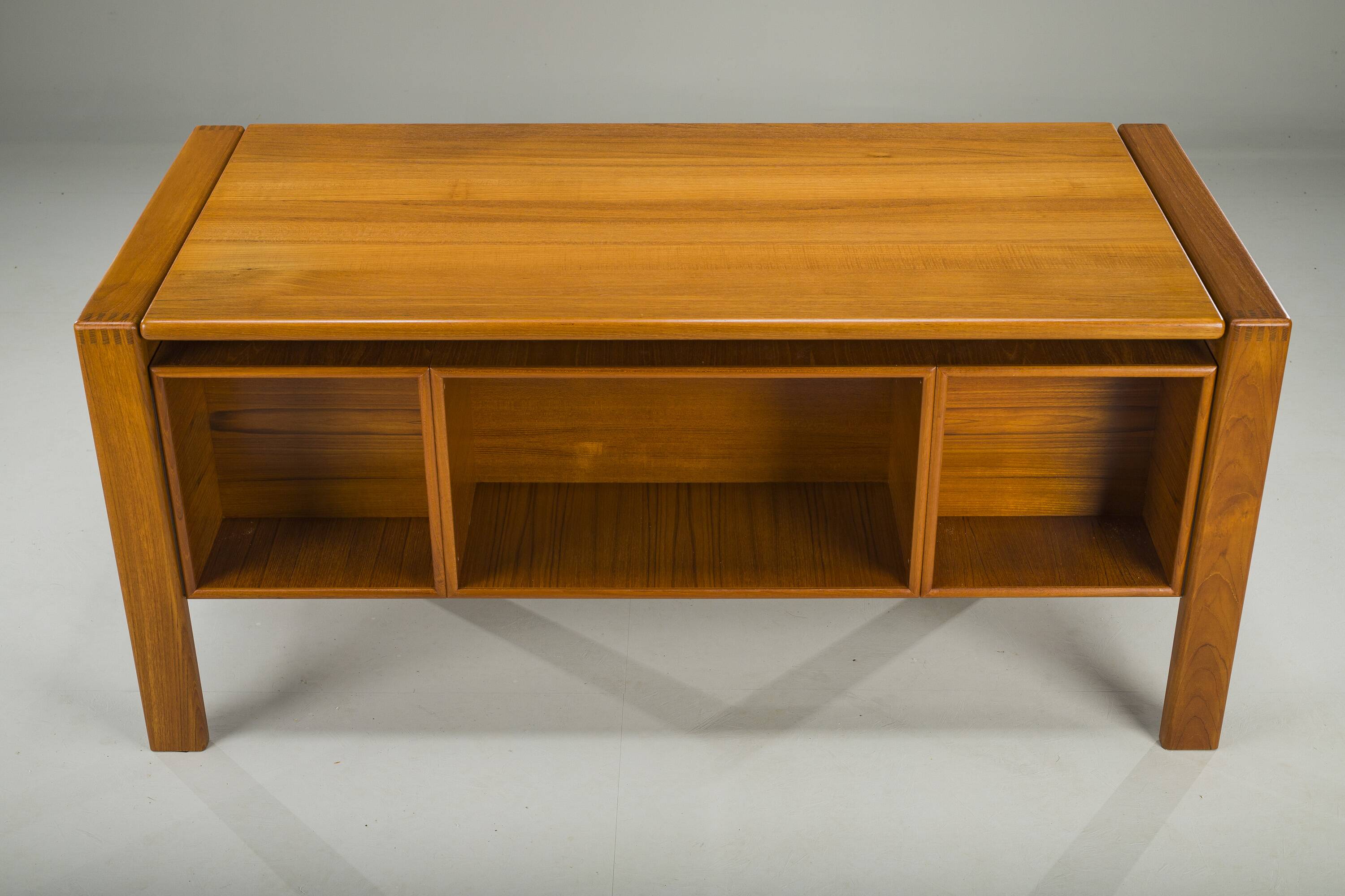 Mid-Century Teak Freestanding Desk from Gv Møbler, 1960s