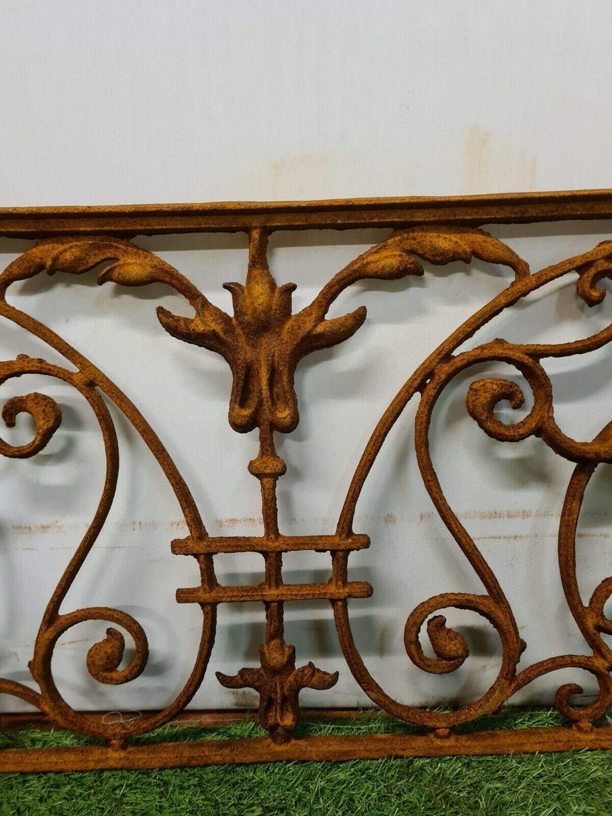 Cast iron balcony box