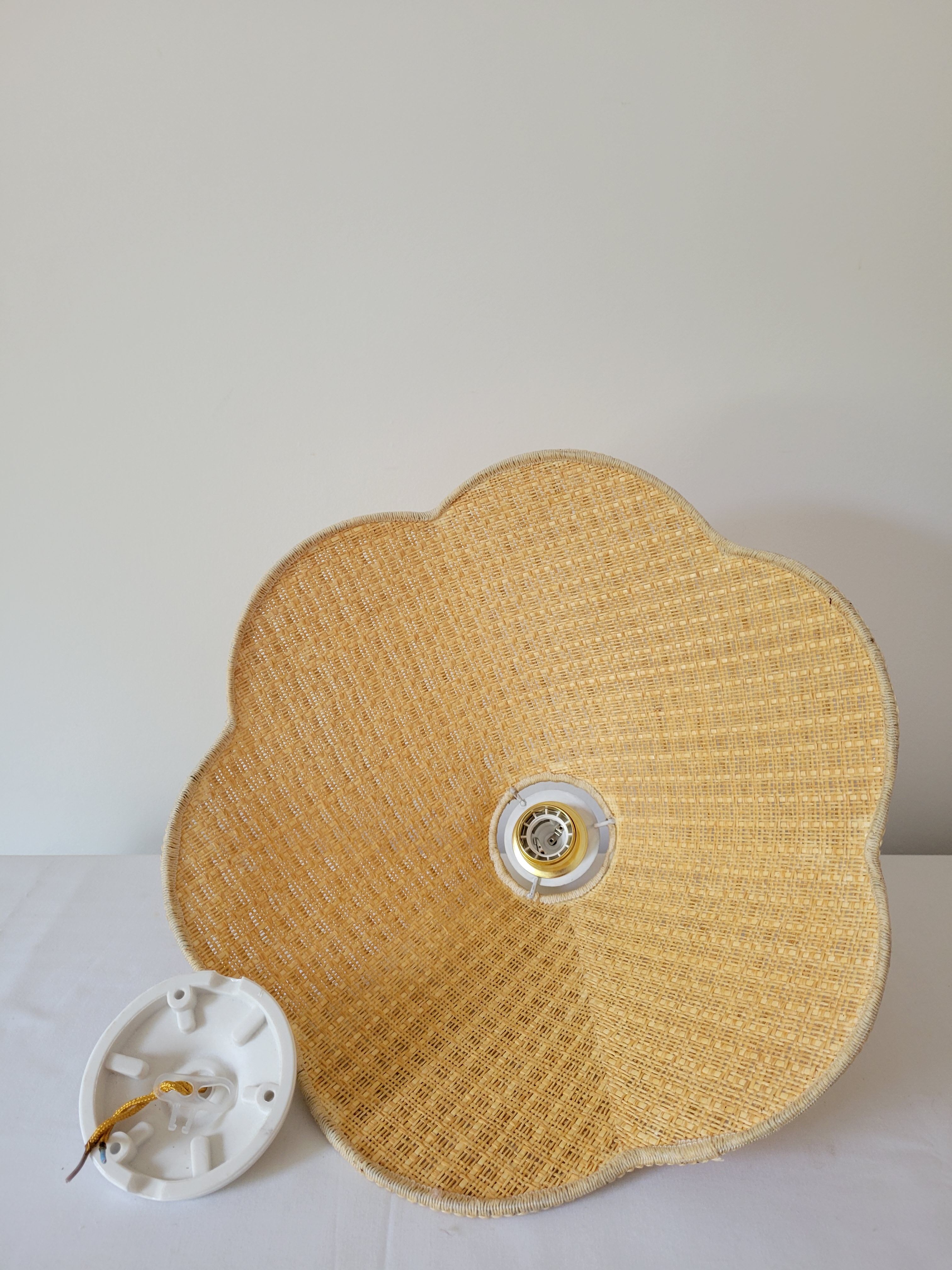 Rattan flower suspension