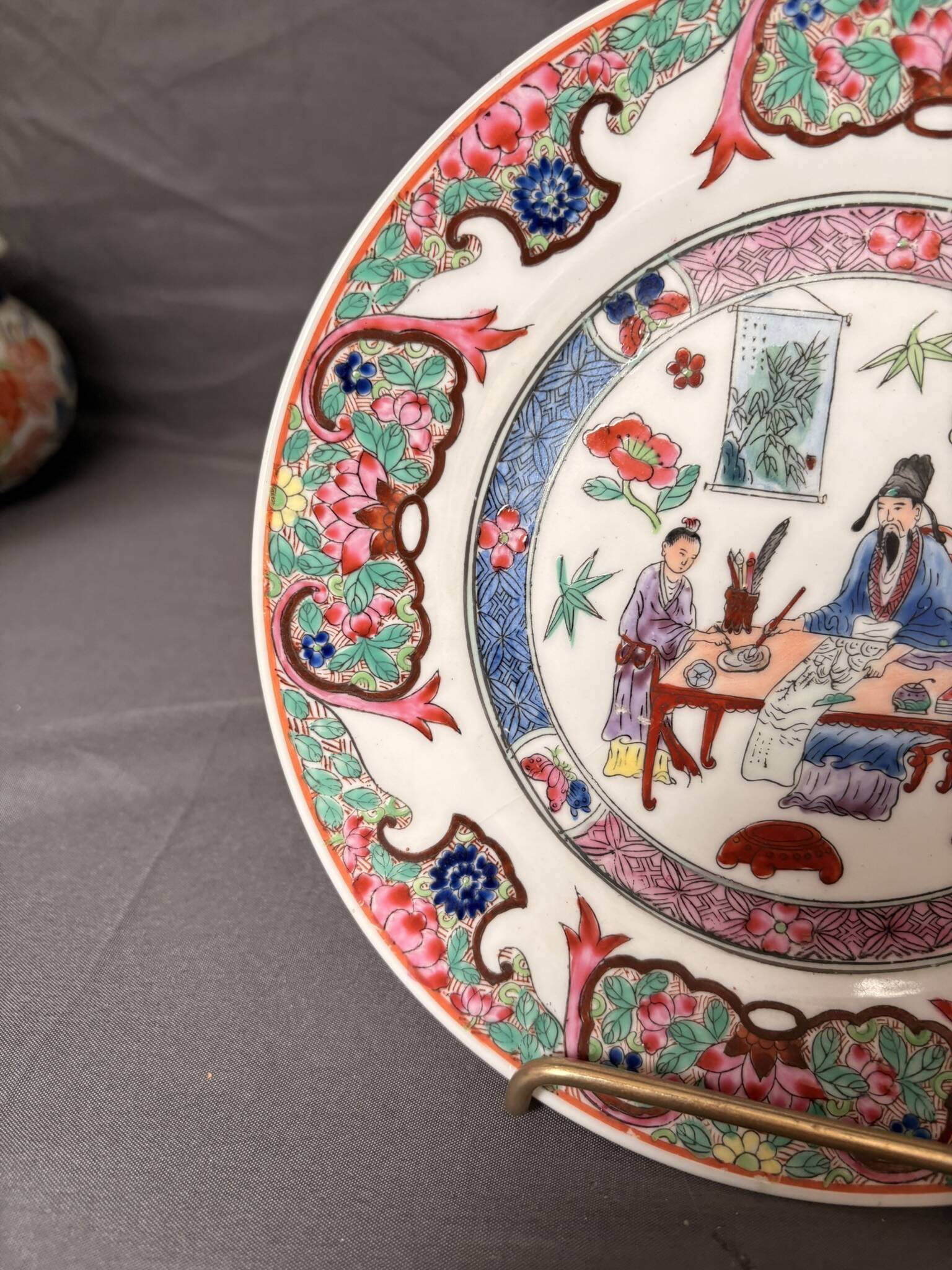 Vintage Decorative Plate MACAU 1950 Pink Japanese Porcelain 19cm