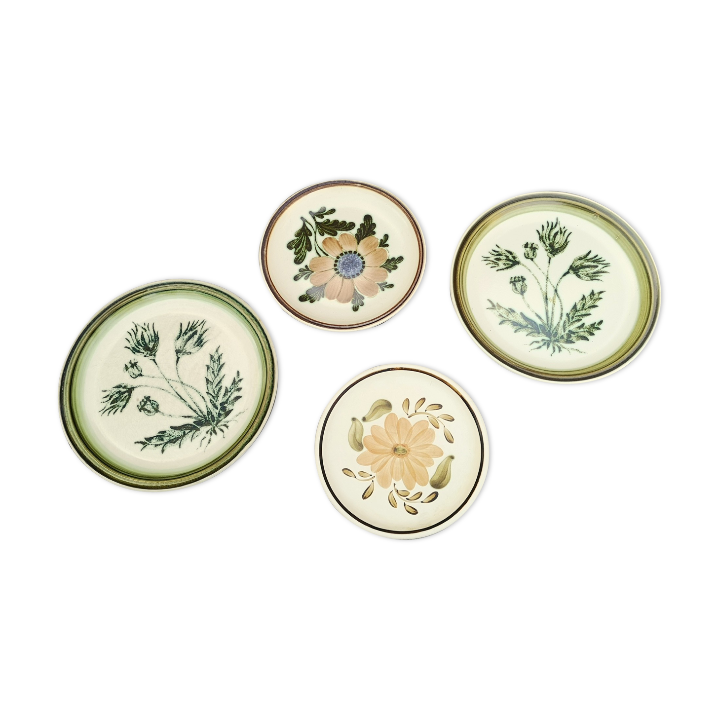 Lot of 4 mismatched plates herbarium vegetable decoration